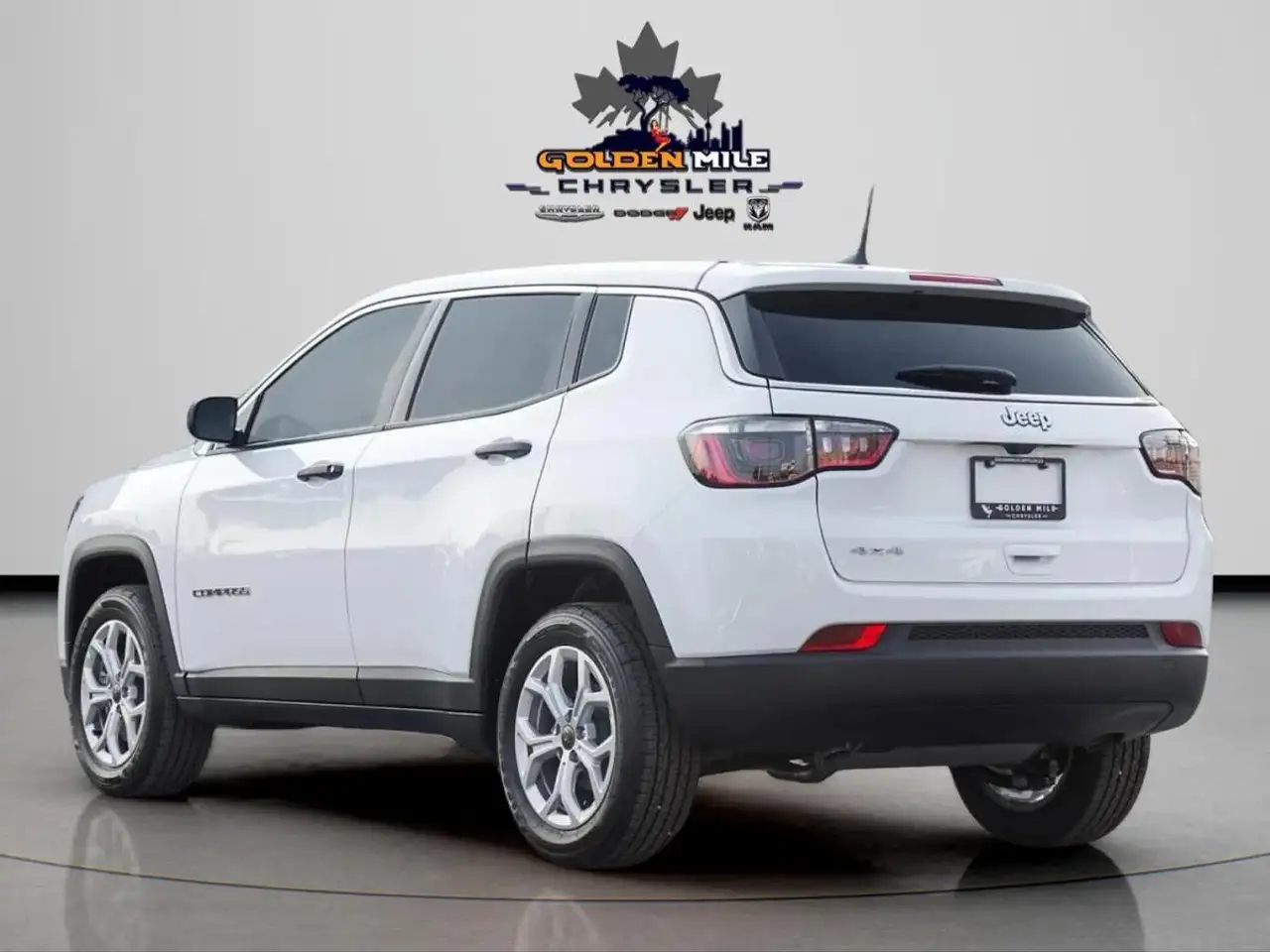 Jeep Compass photo Jeep Compass