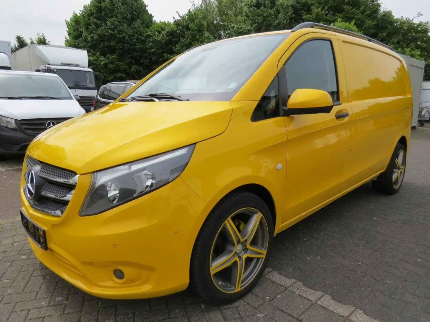 Mercedes-Benz Vito 114 CDI BlueTEC Kompakt Kasten/Van Gelb - 1