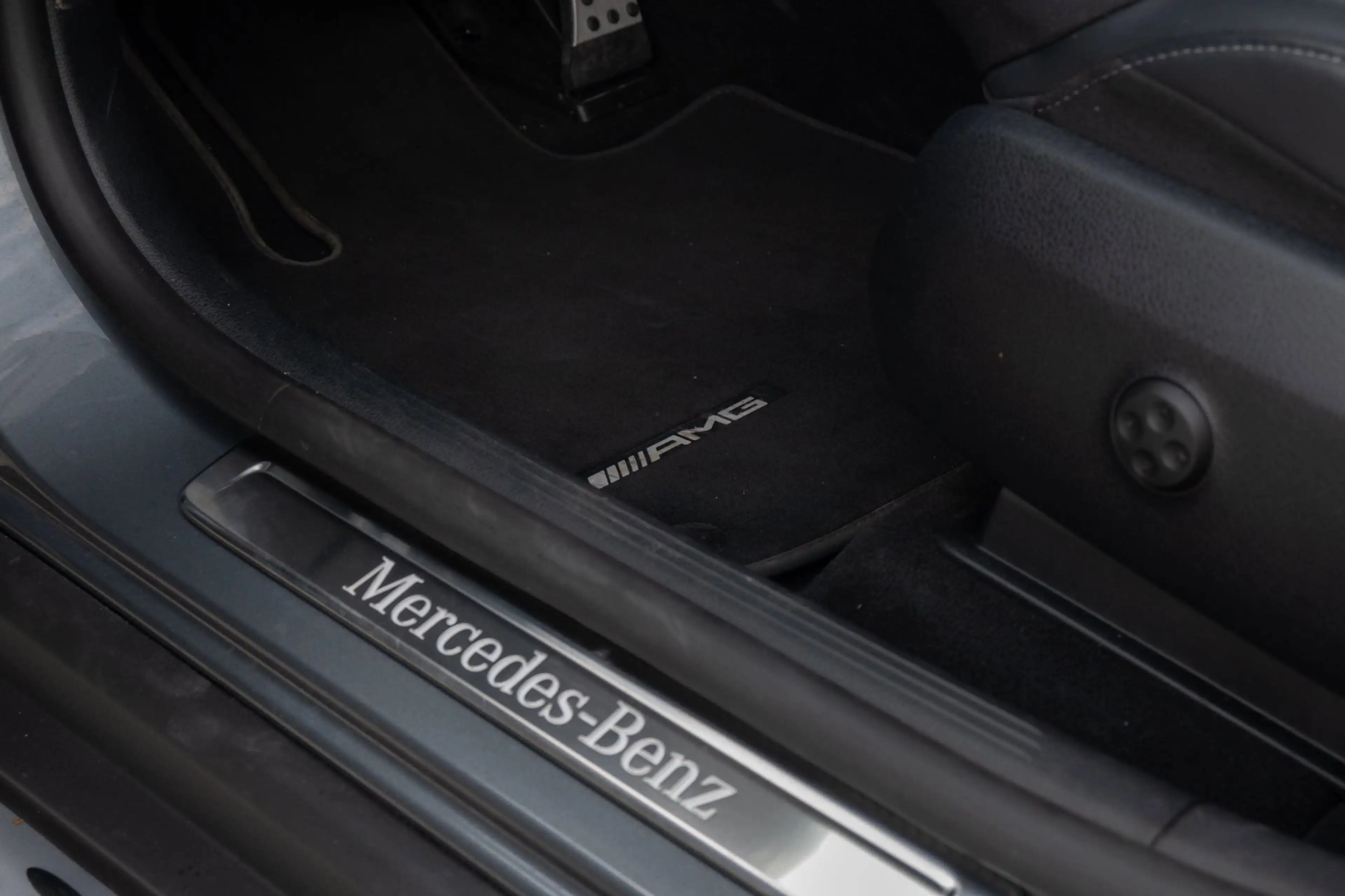 Mercedes-Benz GLC 300 300e 4MATIC Business Solution AMG PANORAMADAK — photo 23