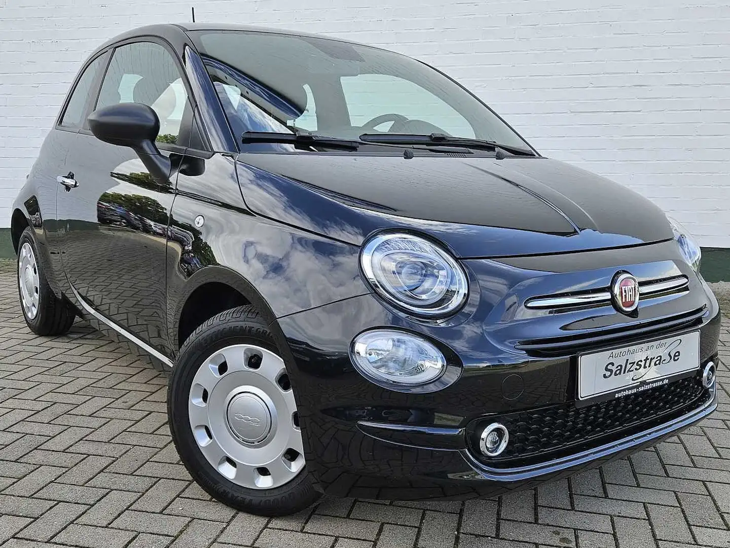 Fiat 500 Hybrid Dolcevita*PDC*Navi*Klimaaut.* Schwarz - 2