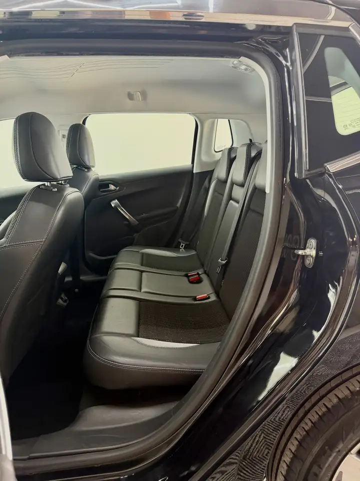 Peugeot 2008 2008 — photo 3