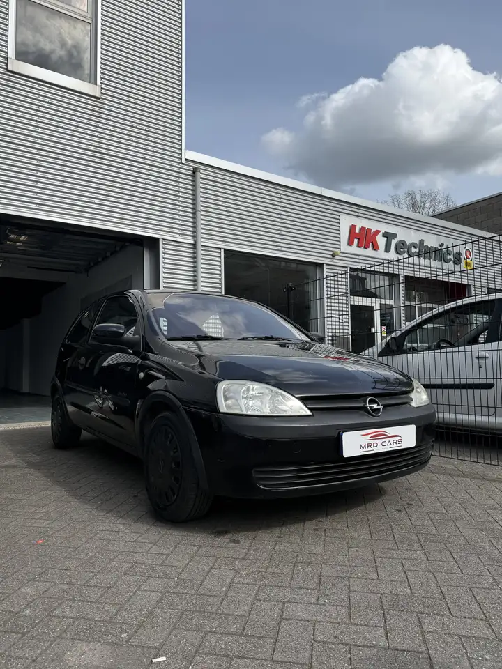 Opel Corsa 1.2-16V Comfort, foto 2