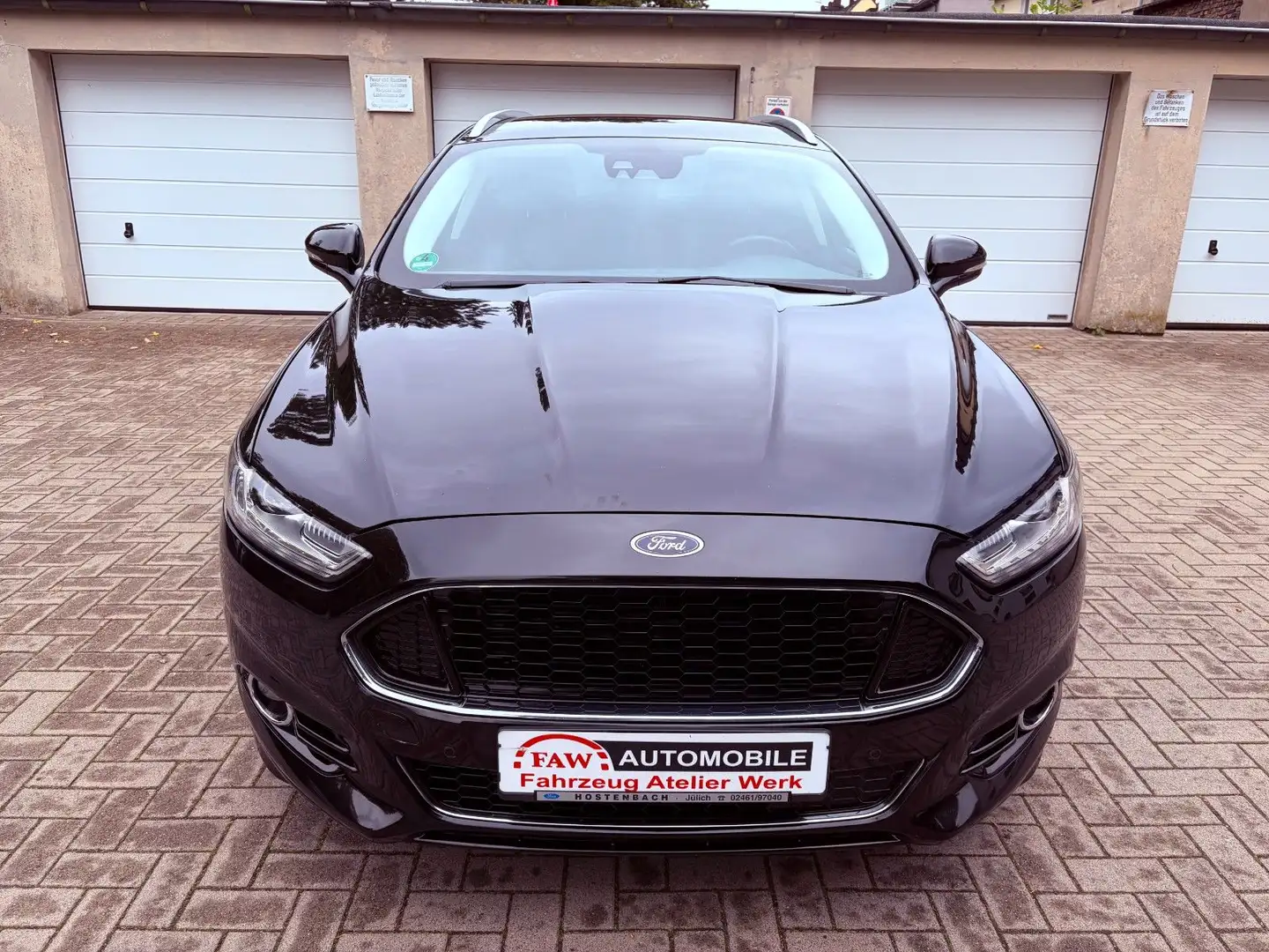 Ford Mondeo Turnier Titanium/Sonderausstattung Schwarz - 1