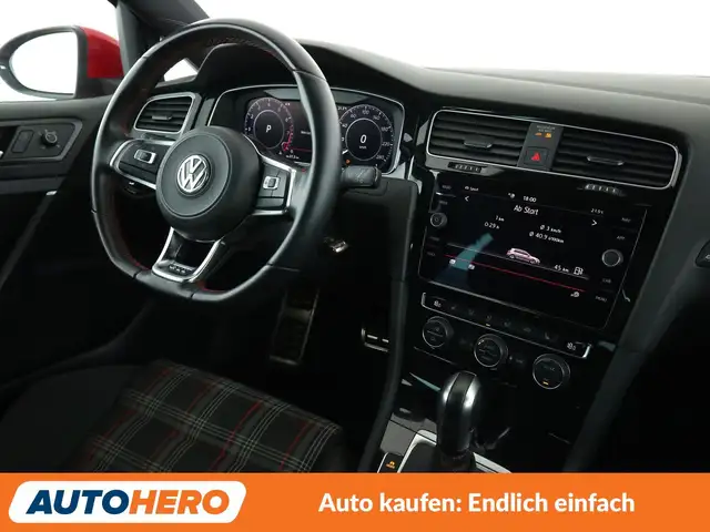 Volkswagen Golf view 13