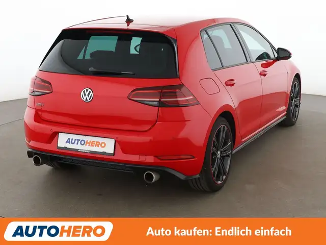 Volkswagen Golf view 6