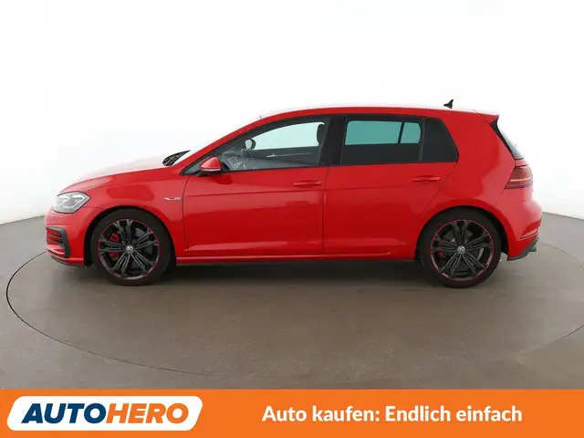 Volkswagen Golf view 3