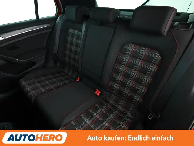 Volkswagen Golf view 14