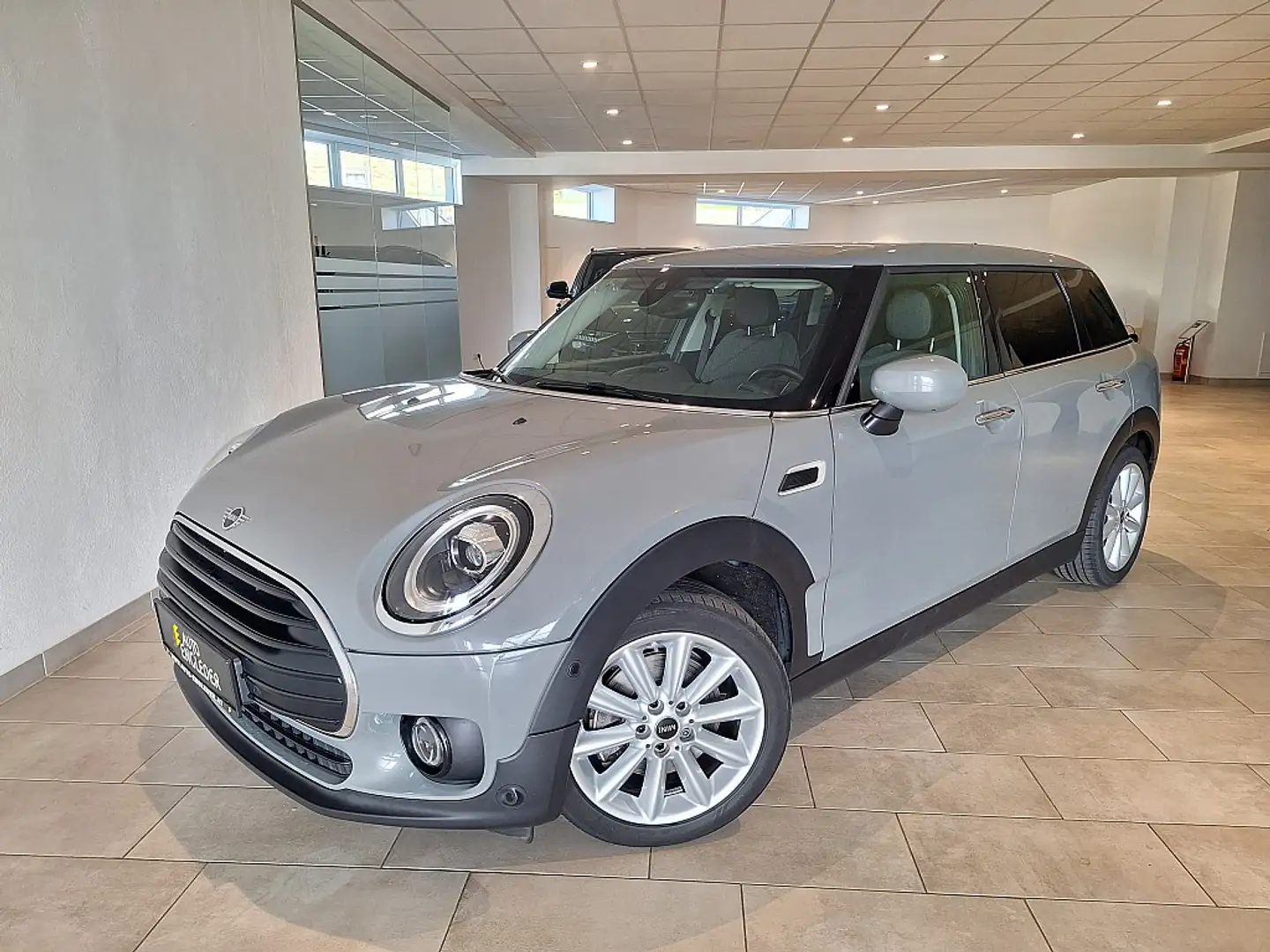 MINI Cooper D Clubman MINI Clubman Cooper D Aut. Grau - 2