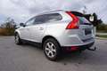 Volvo XC60 D3 FWD Kinetic Geartronic Gris - thumbnail 4