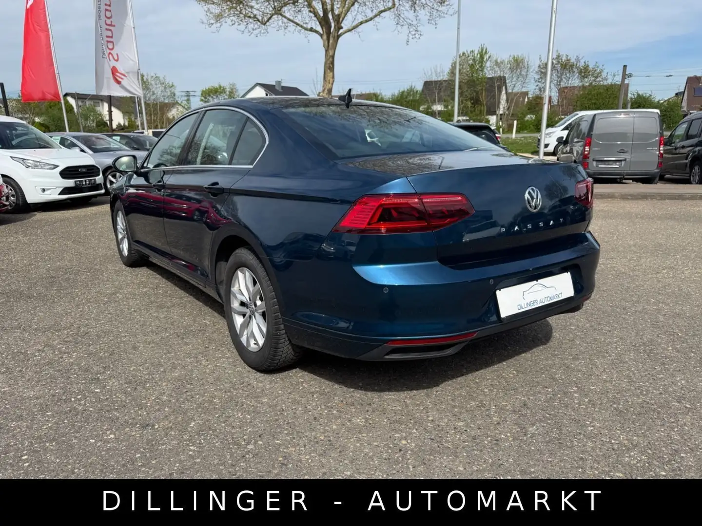 Volkswagen Passat Limo. 1.6 TDI DSG LED Nav ACC Kam Matrix Bleu - 2