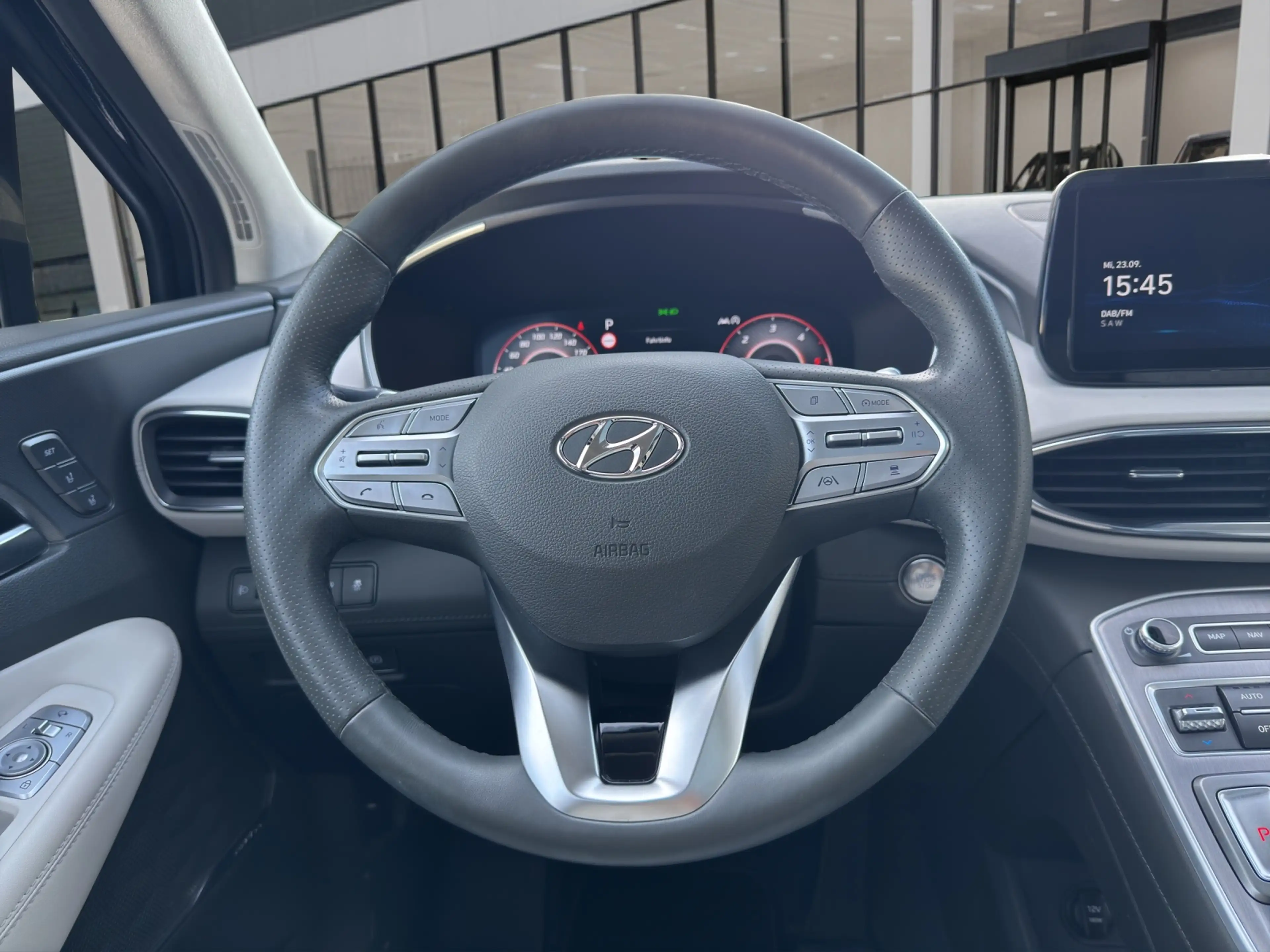 Hyundai SANTA FE SEVEN 2.2 CRDi DCT Signature PANO/ACC/HEADUP — photo 14