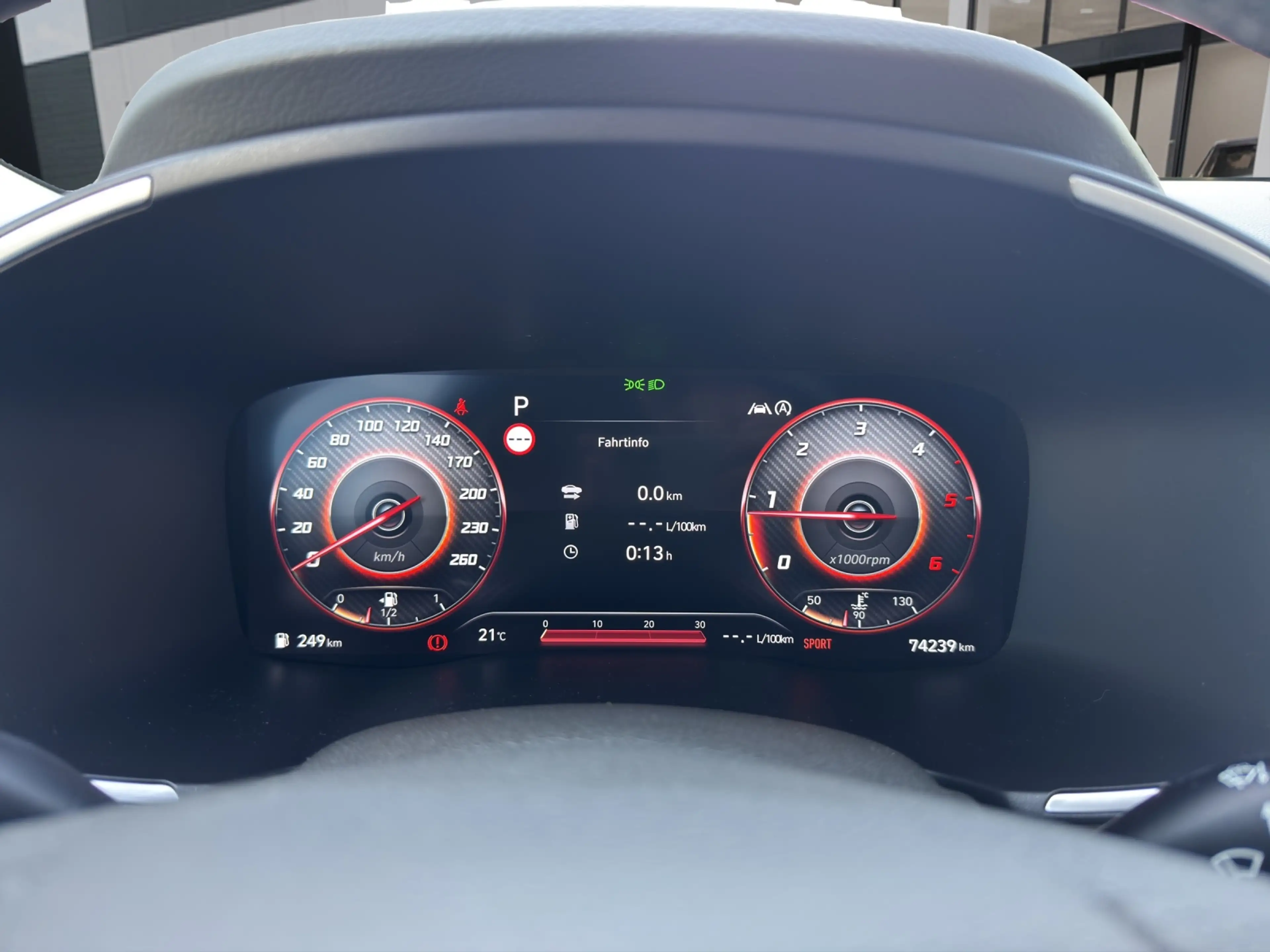 Hyundai SANTA FE SEVEN 2.2 CRDi DCT Signature PANO/ACC/HEADUP — photo 15