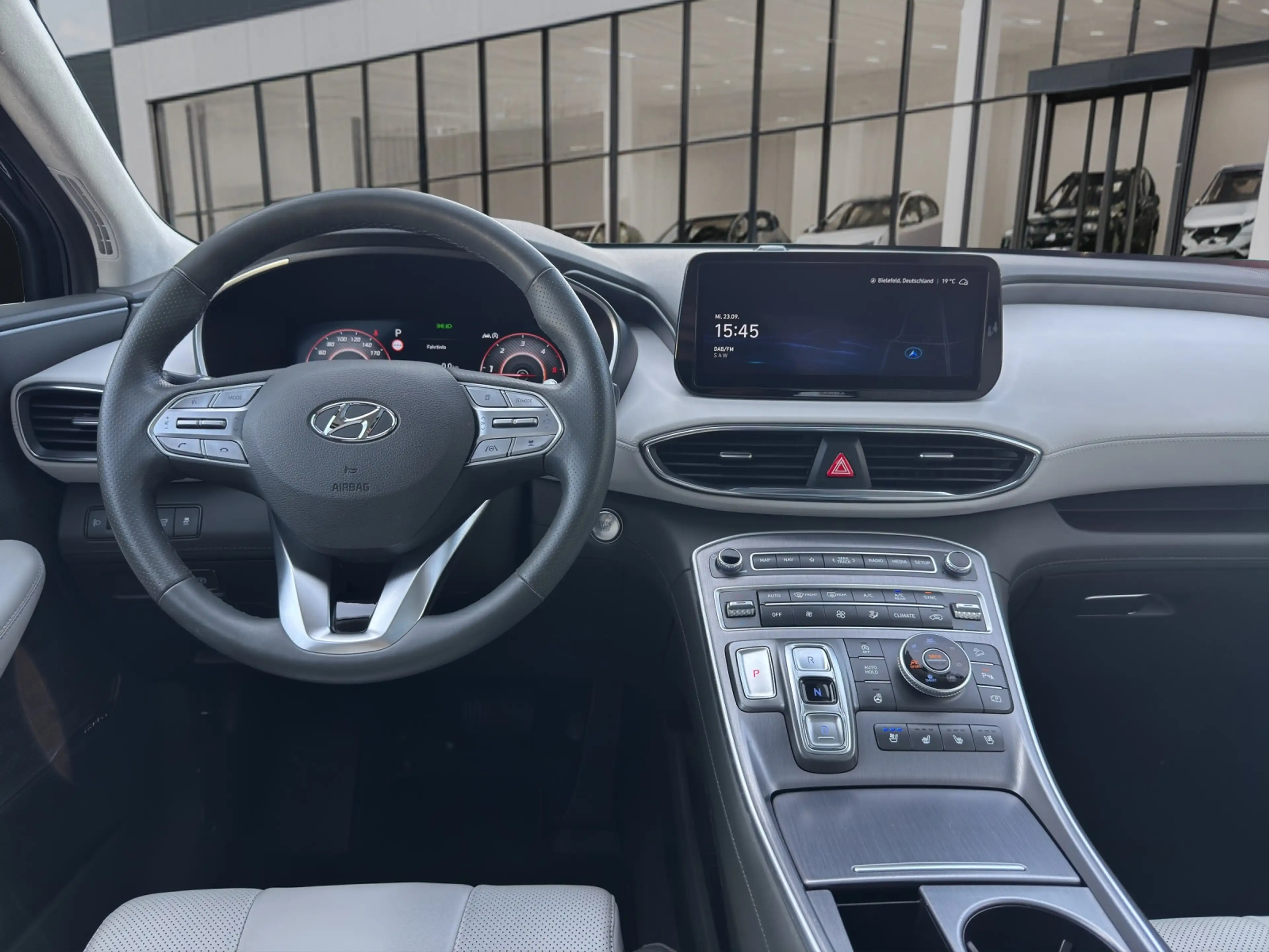 Hyundai SANTA FE SEVEN 2.2 CRDi DCT Signature PANO/ACC/HEADUP — photo 13