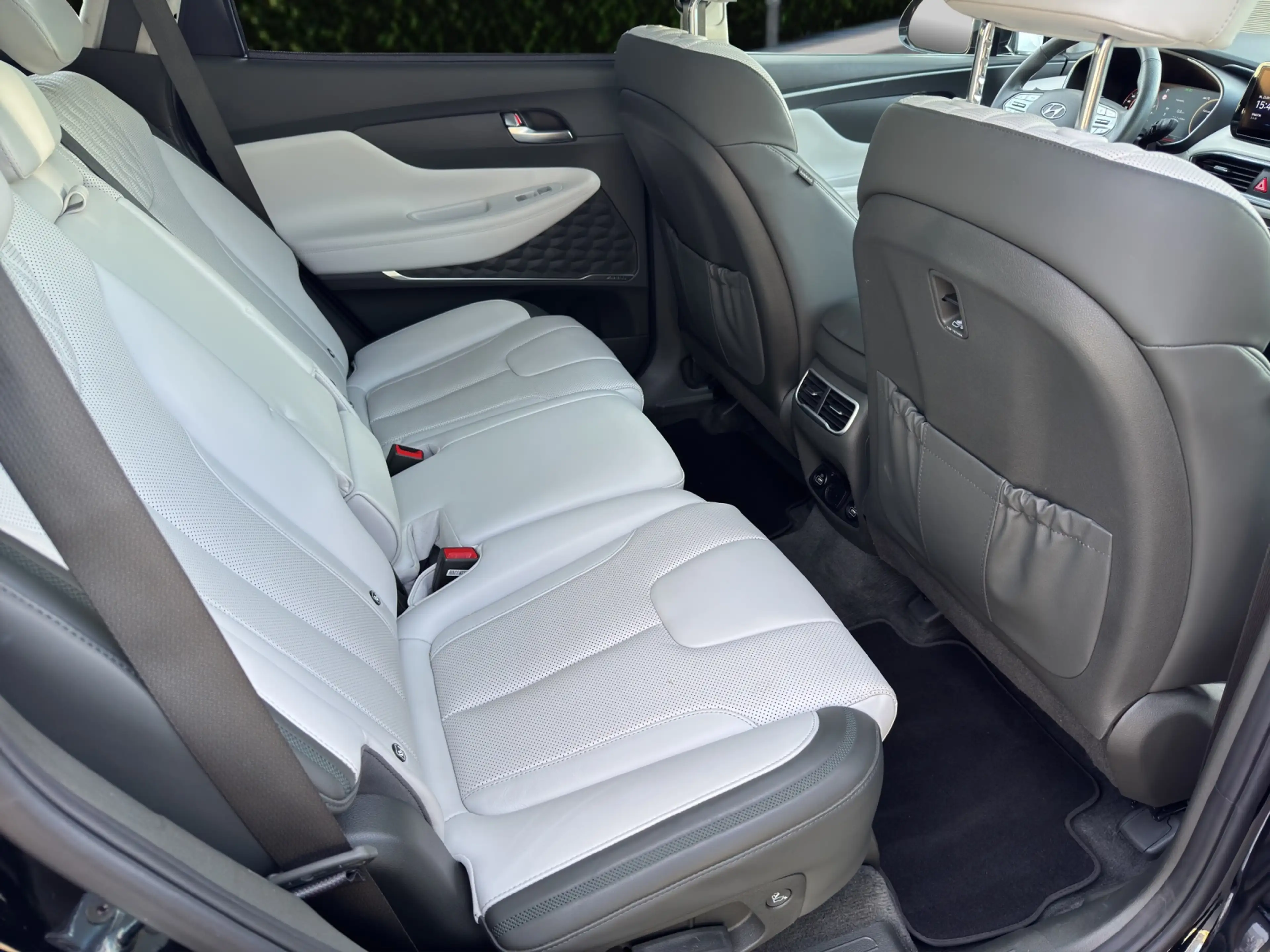 Hyundai SANTA FE SEVEN 2.2 CRDi DCT Signature PANO/ACC/HEADUP — photo 12