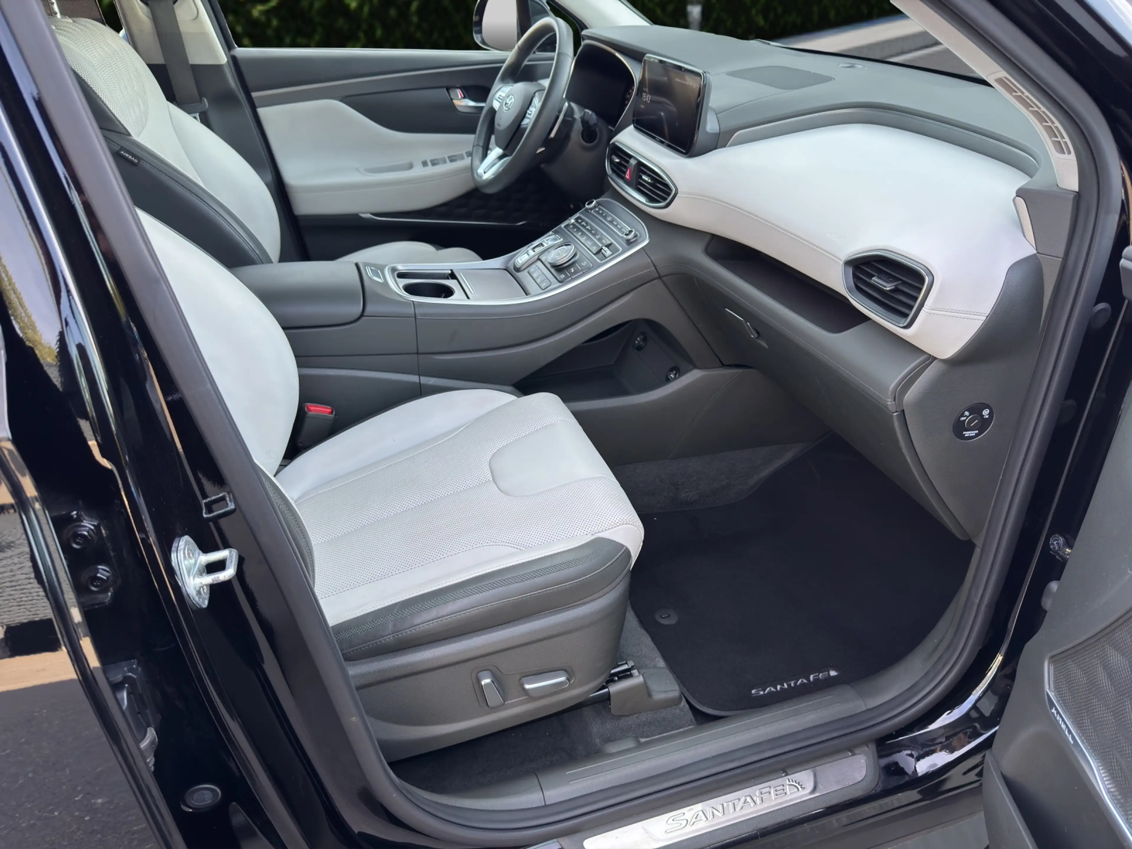 Hyundai SANTA FE SEVEN 2.2 CRDi DCT Signature PANO/ACC/HEADUP — photo 10