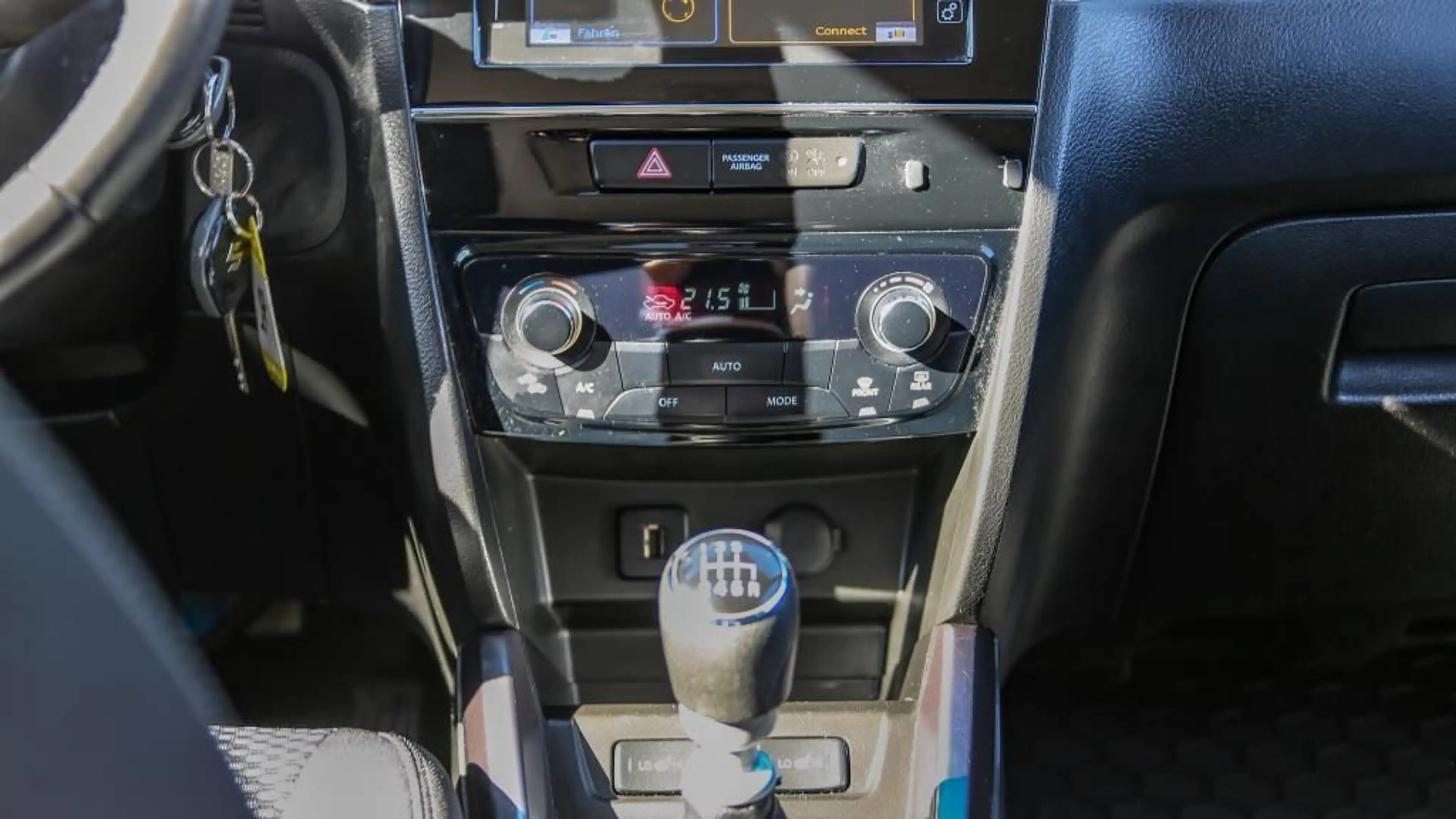 Suzuki Vitara VITARA 1.4 Comfort 4x4+SHZ+RFK — photo 11