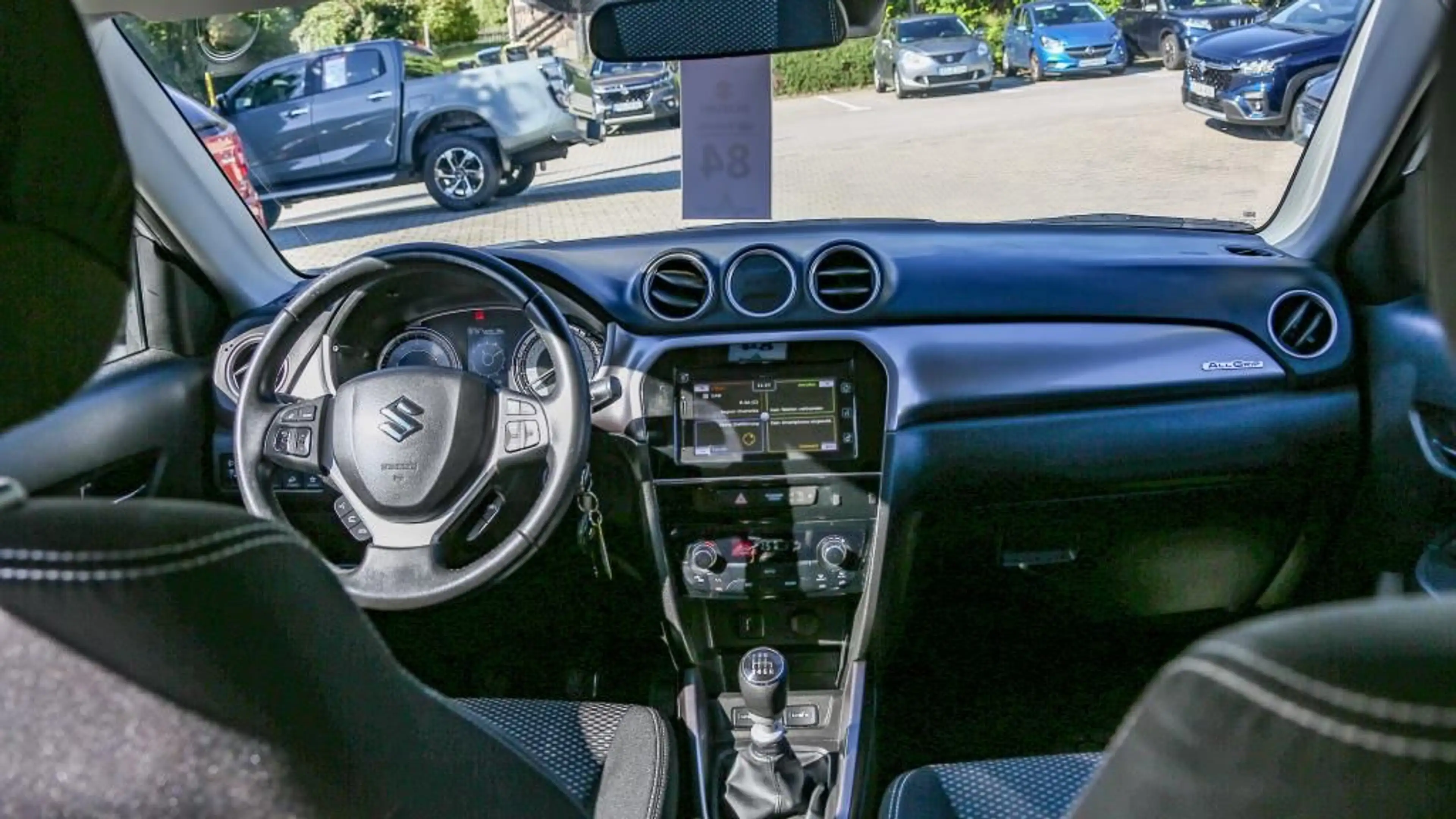 Suzuki Vitara VITARA 1.4 Comfort 4x4+SHZ+RFK — photo 9