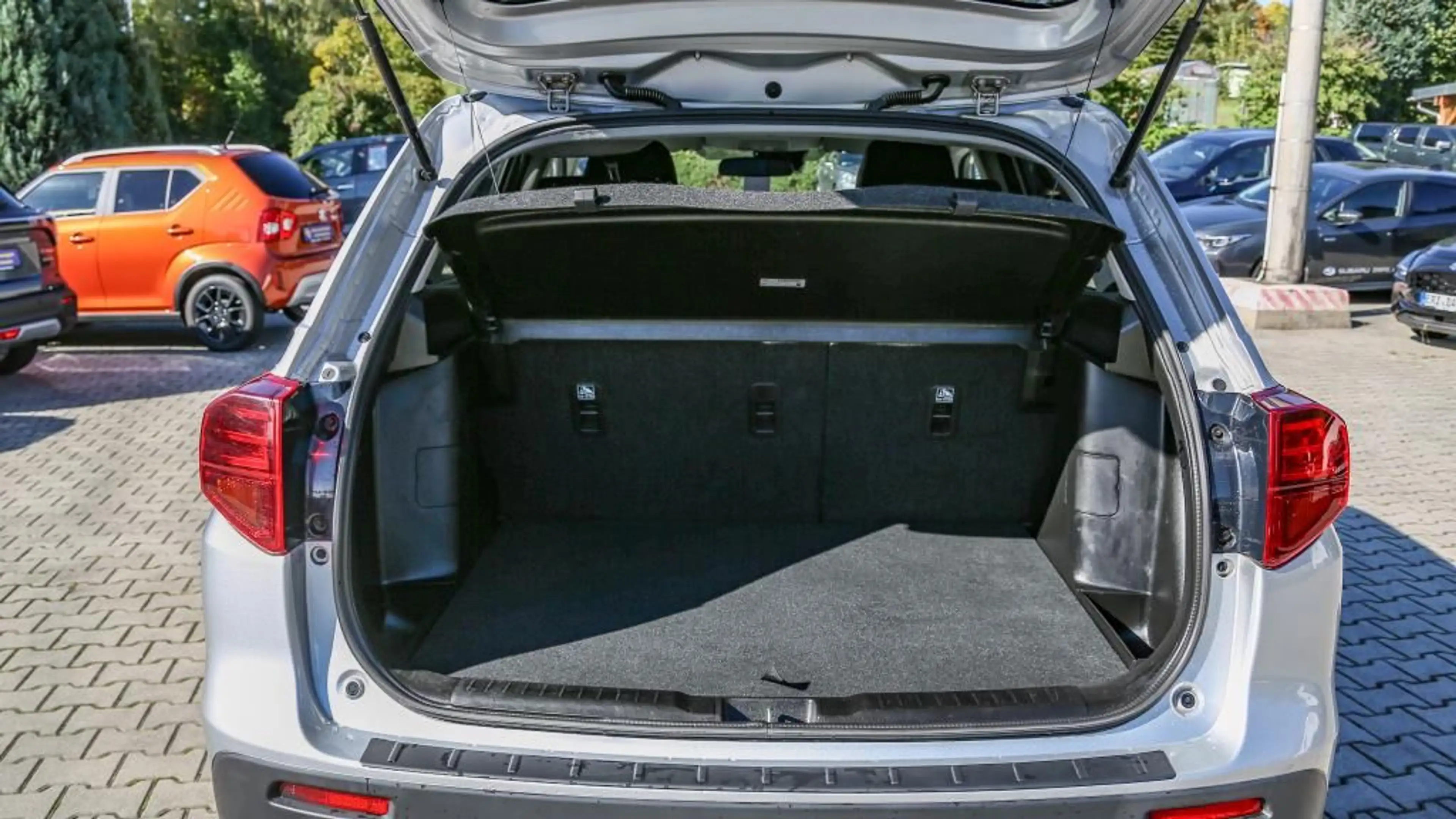 Suzuki Vitara VITARA 1.4 Comfort 4x4+SHZ+RFK — photo 6