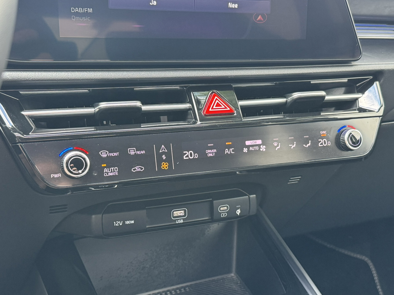 Kia e-Niro EV Executive Line 64.8 kWh SOH 98% All season V2L — photo 30