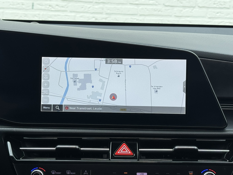 Kia e-Niro EV Executive Line 64.8 kWh SOH 98% All season V2L — photo 24