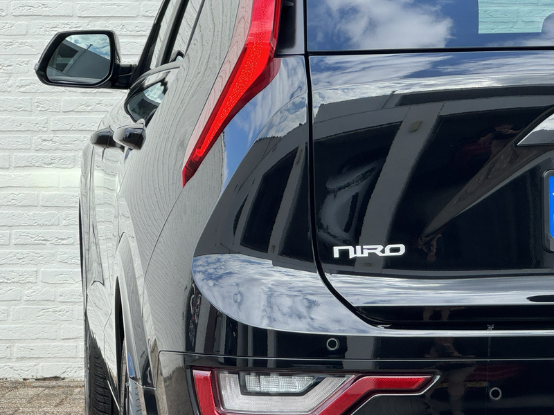 Kia e-Niro EV Executive Line 64.8 kWh SOH 98% All season V2L — photo 37