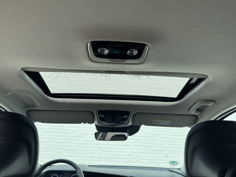 Kia e-Niro EV Executive Line 64.8 kWh SOH 98% All season V2L — photo 6