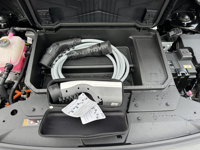 Kia e-Niro EV Executive Line 64.8 kWh SOH 98% All season V2L — photo 49