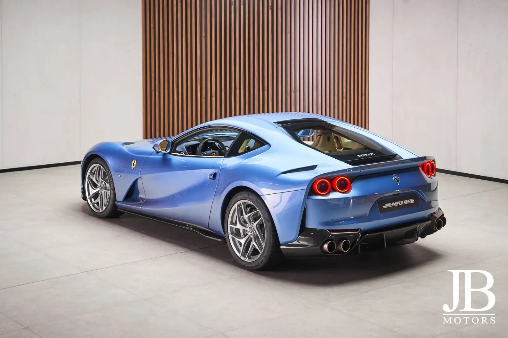 Ferrari 812 Superfast Carbon LED P.Display 360° Lift NEW Bleu - 2
