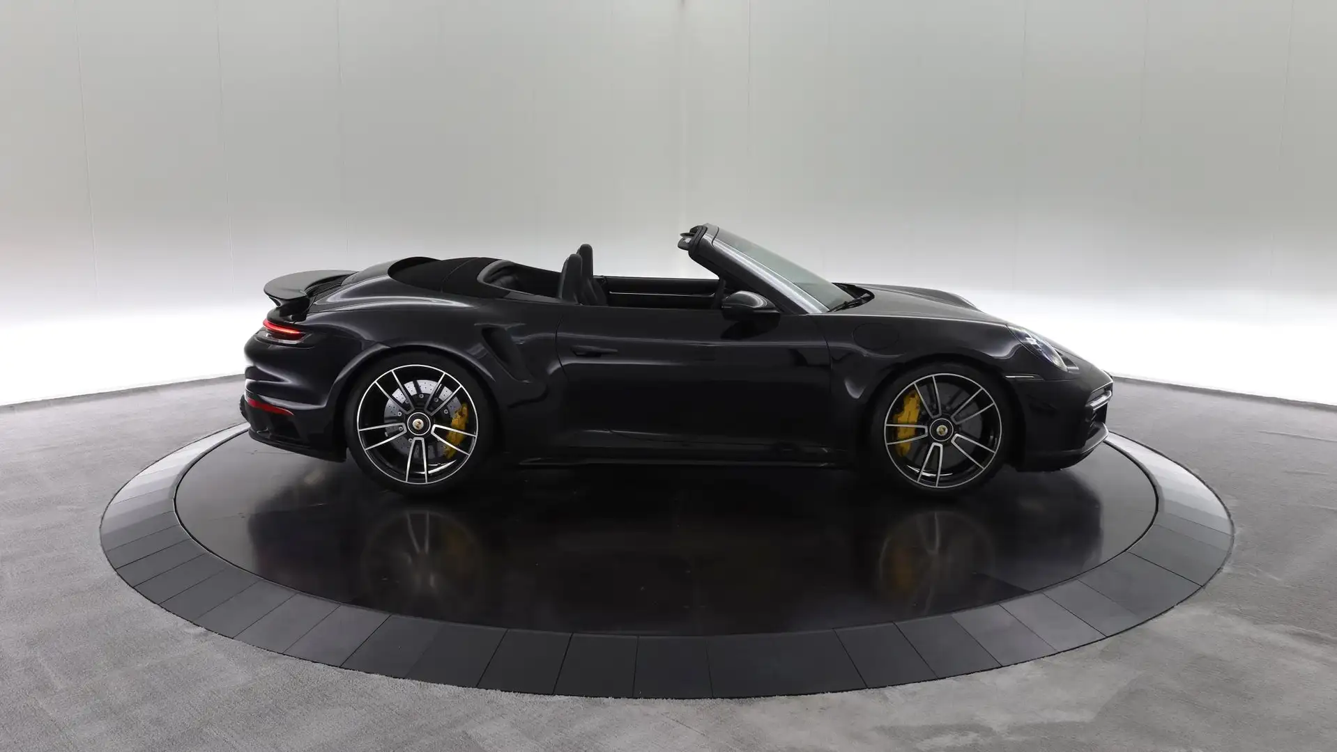 Porsche 992 992 Cabrio 3.8 Turbo S - Keyless - Lift - Camera - Negro - 2