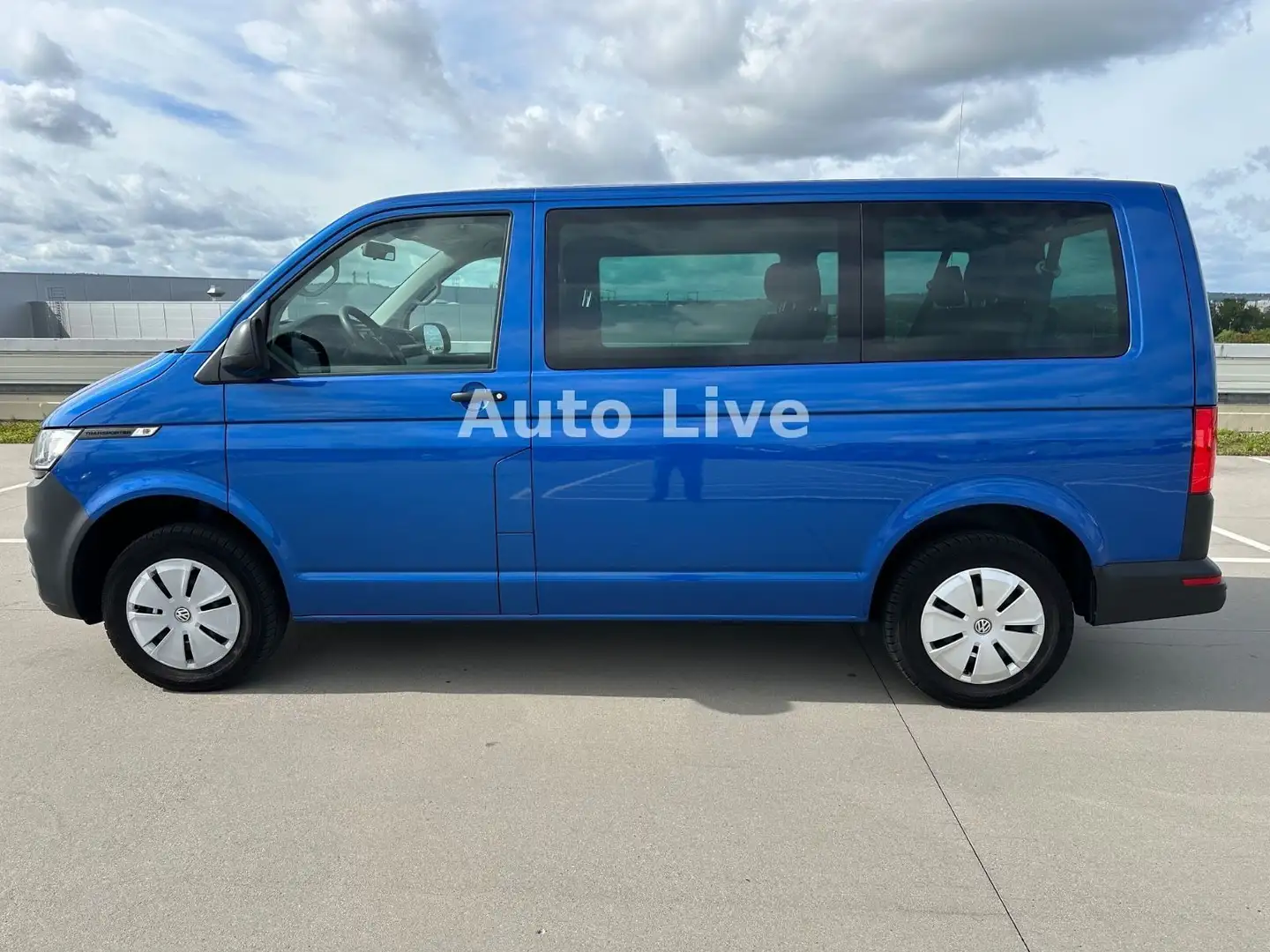 Volkswagen T6 Transporter T6.1 Transporter 2,0 TDI*AUTO*9-SITZE*KLIMA*PDC! Azul - 2