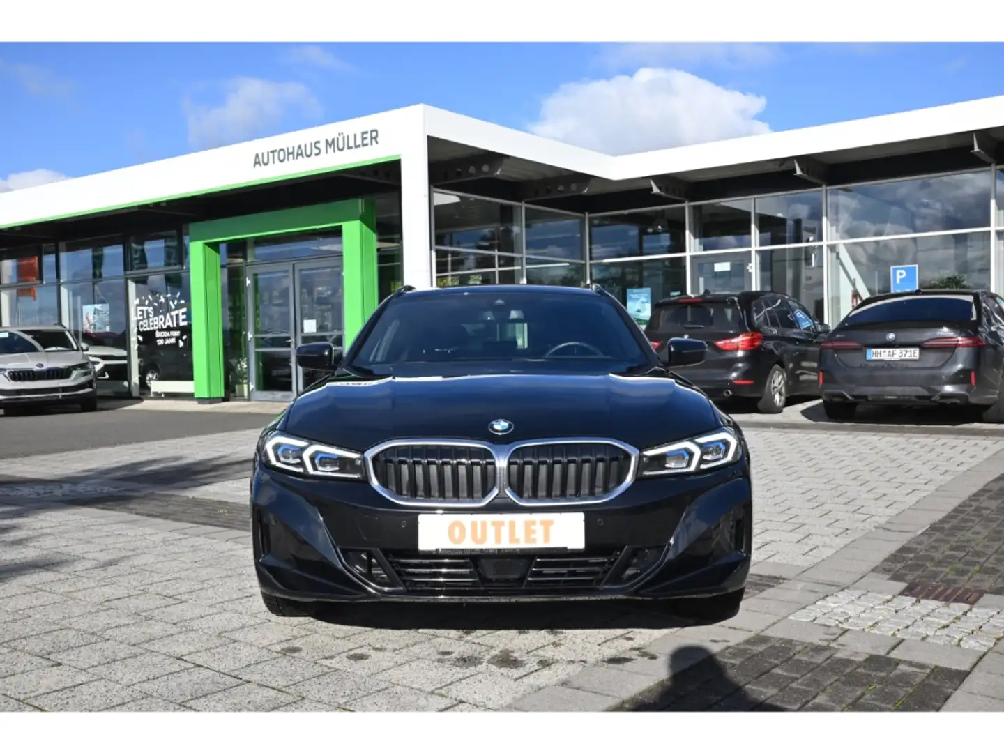 BMW 318 d Touring HUD AHK Navi LED ACC SHz Kamera Noir - 2