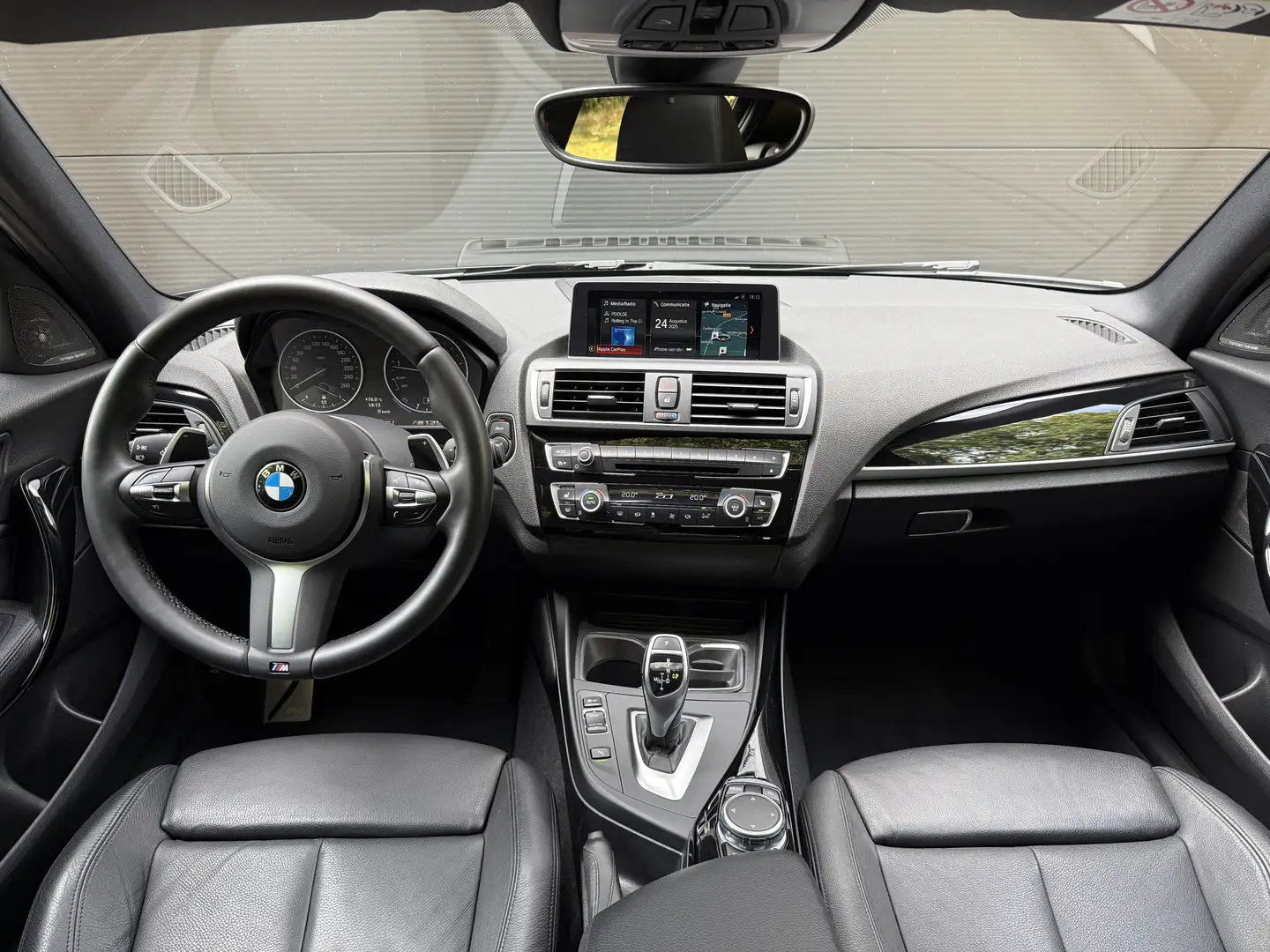 BMW 135 RWD | AppleCarplay | NaviPro | Schuif/Kanteldak | Zwart - 2
