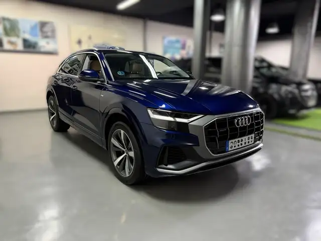 Audi Q8 50 TDI quattro tiptronic