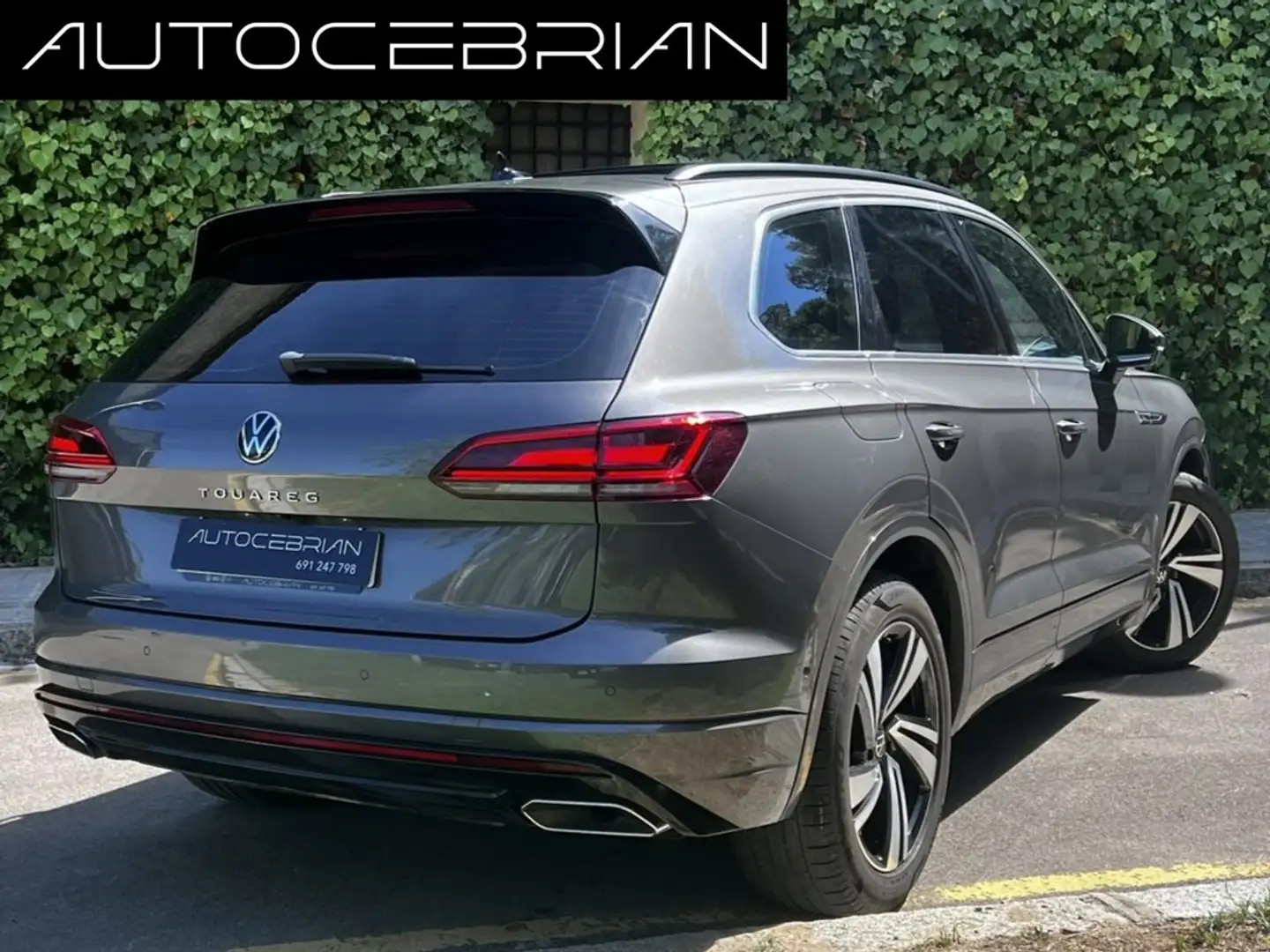 Volkswagen Touareg R-Line 3.0 V6 TDI 170kW Tip 4M Gris - 2