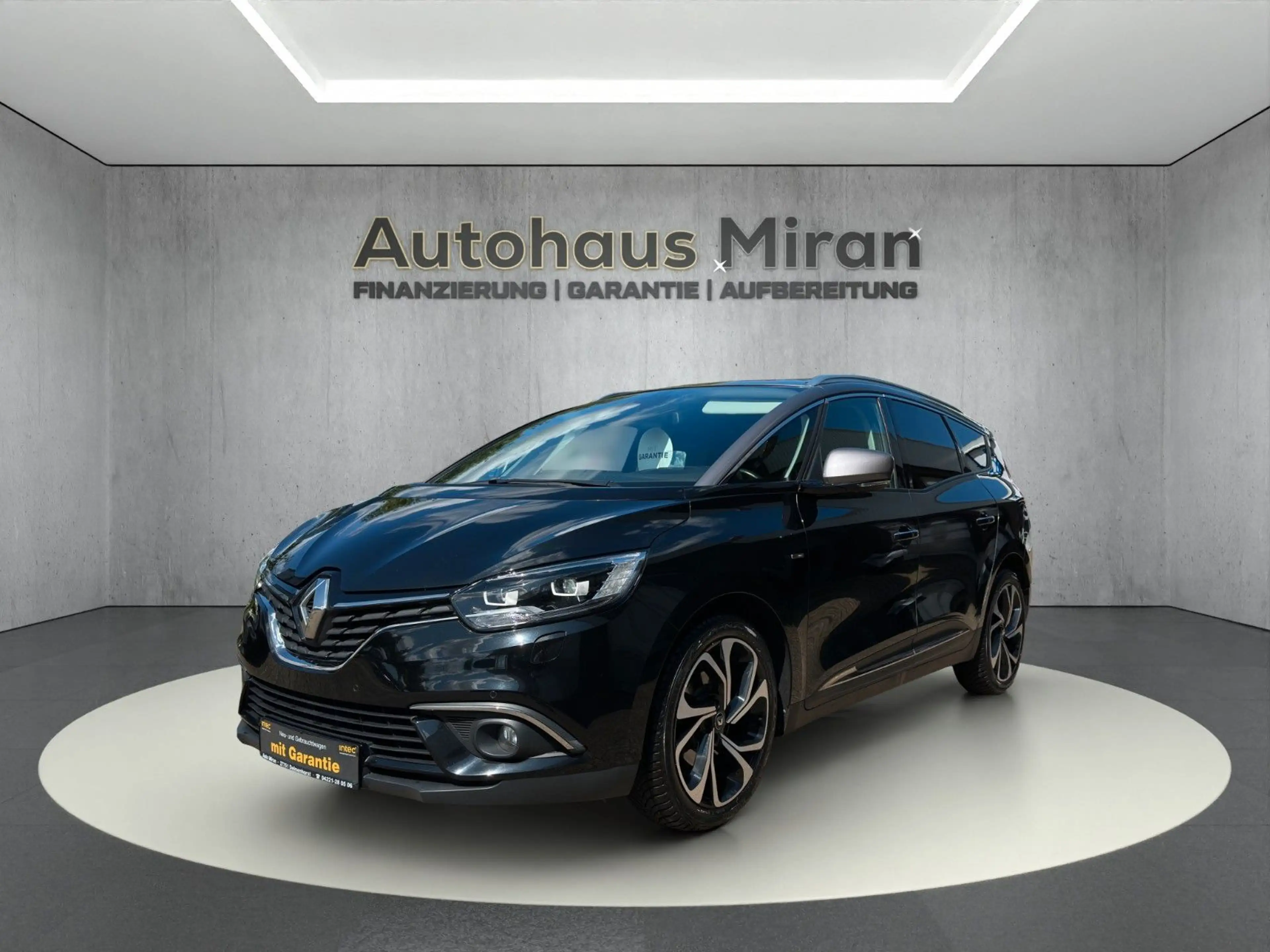Renault Grand Scenic 1.6 dCi Energy BOSE-Edition — photo 13