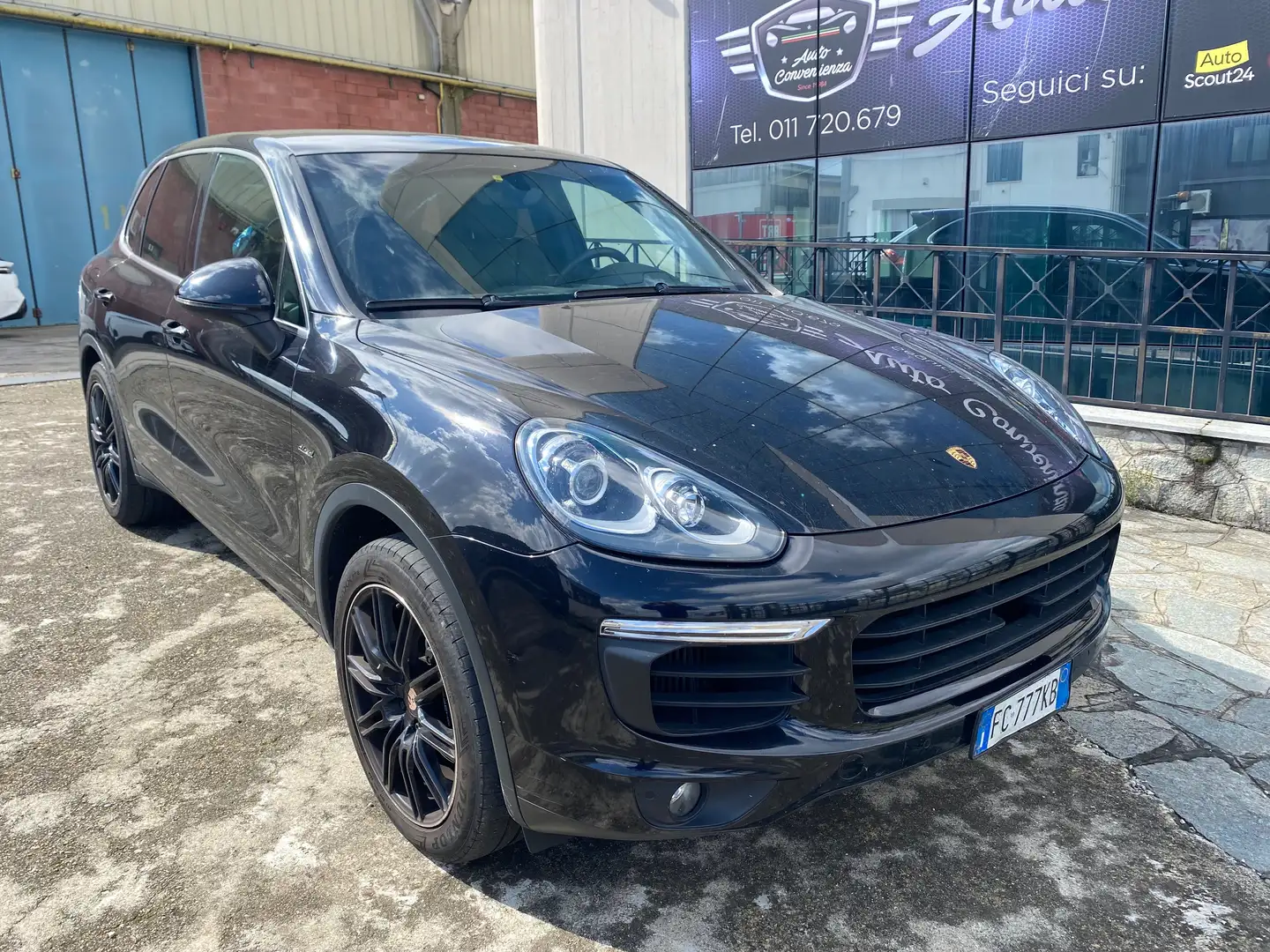 Porsche Cayenne Cayenne 3.0 * Motore sostituito km 100.000 * Nero - 1