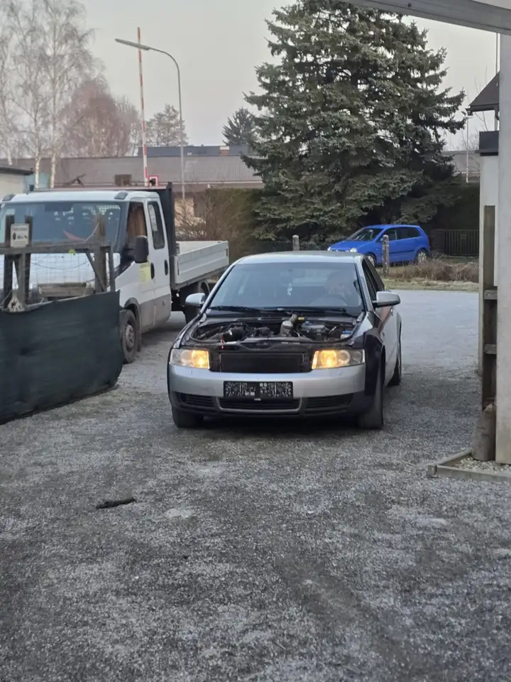 Audi A4 2,5 TDI quattro, foto 2