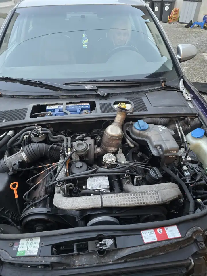 Audi A4 2,5 TDI quattro, foto 3