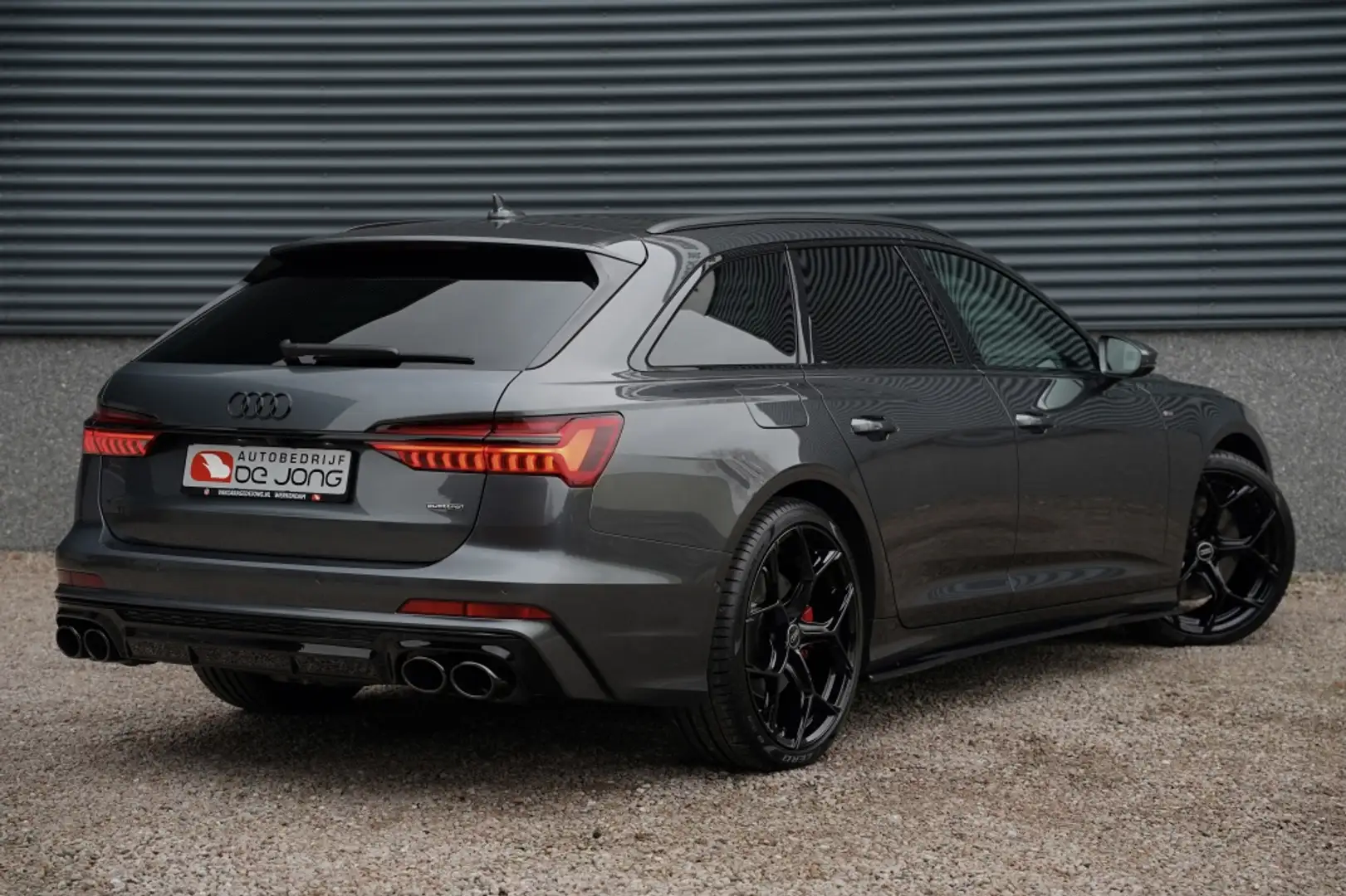 Audi A6 Avant 55 TFSIe Competition 367PK | Nightvision | M Grijs - 2