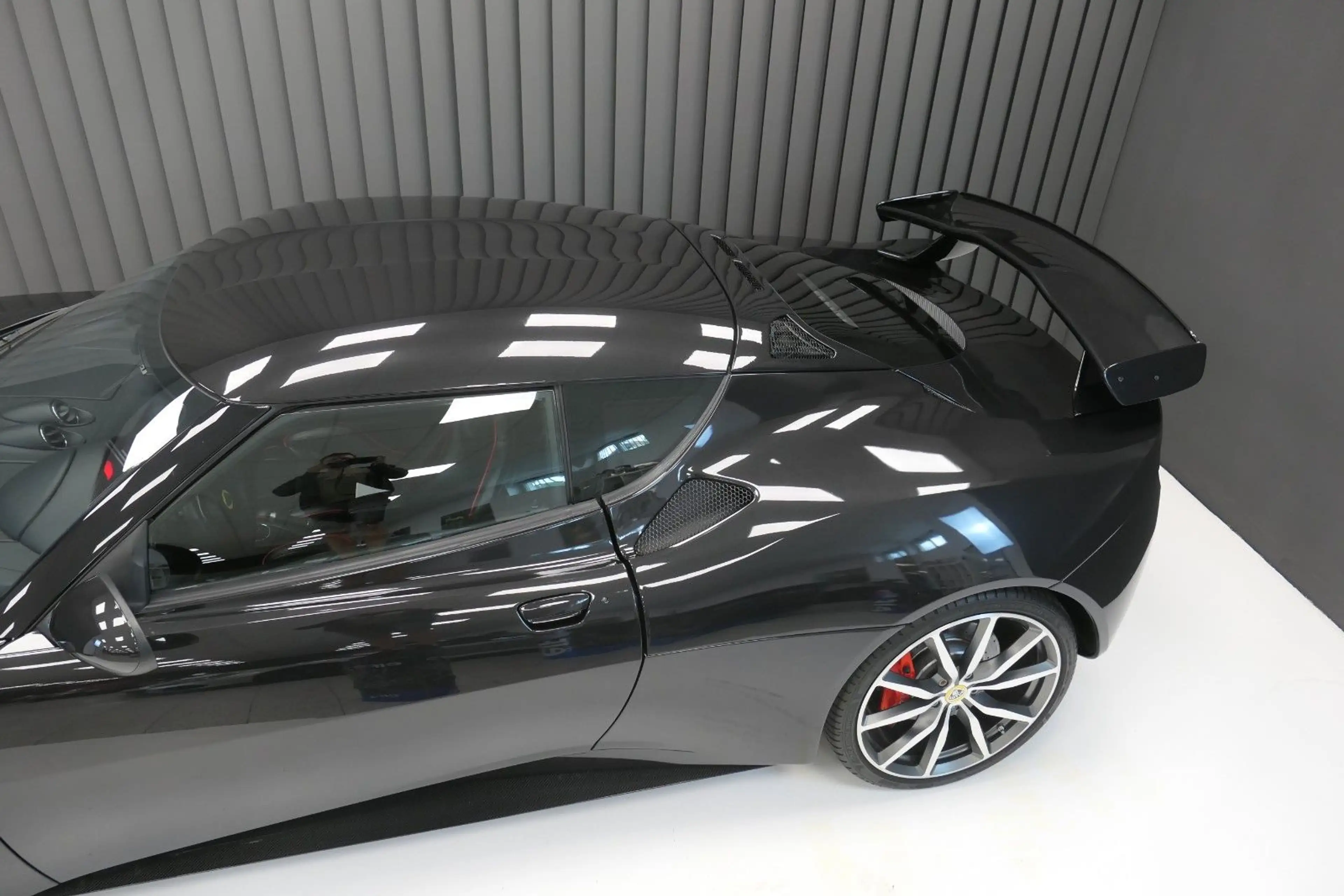 Lotus Evora S IPS ... neu aufgebaut - Motor Lack neu — photo 14