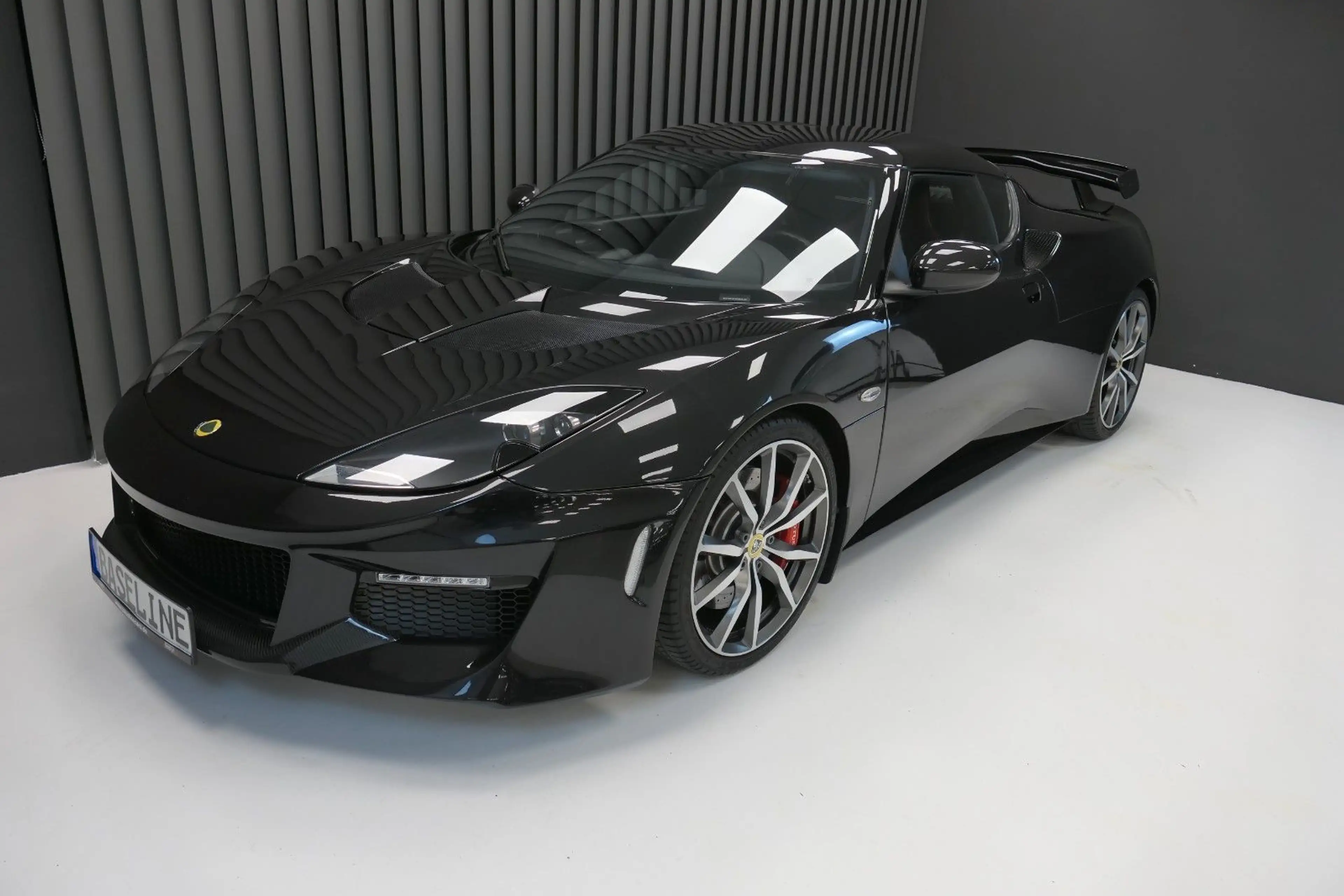 Lotus Evora S IPS ... neu aufgebaut - Motor Lack neu — photo 3