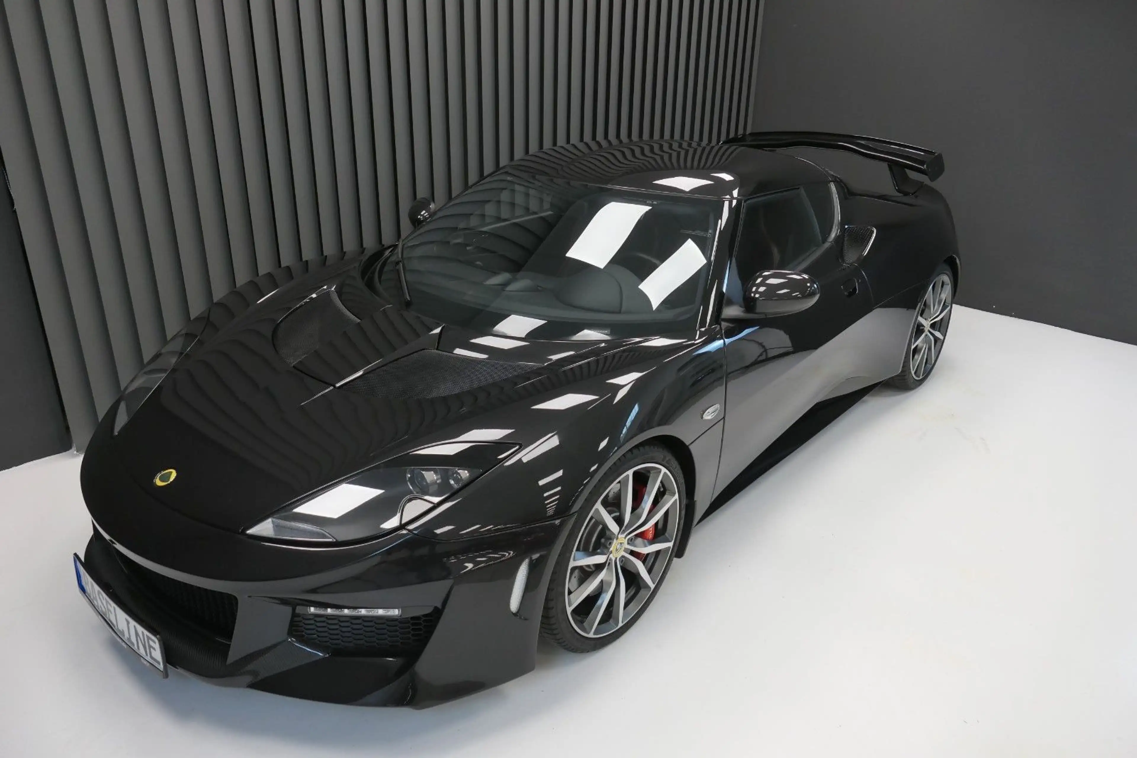 Lotus Evora S IPS ... neu aufgebaut - Motor Lack neu — photo 4