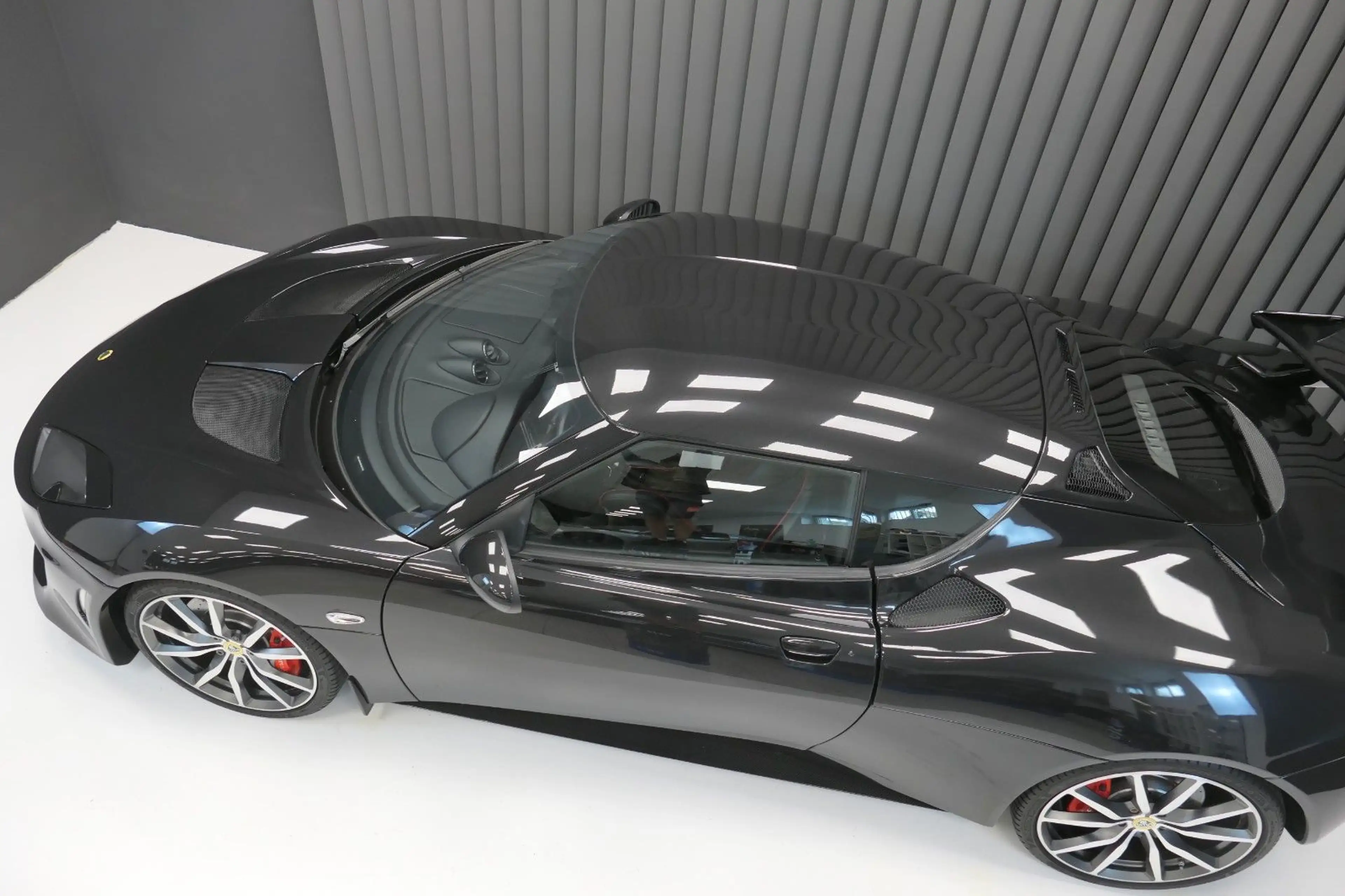 Lotus Evora S IPS ... neu aufgebaut - Motor Lack neu — photo 15