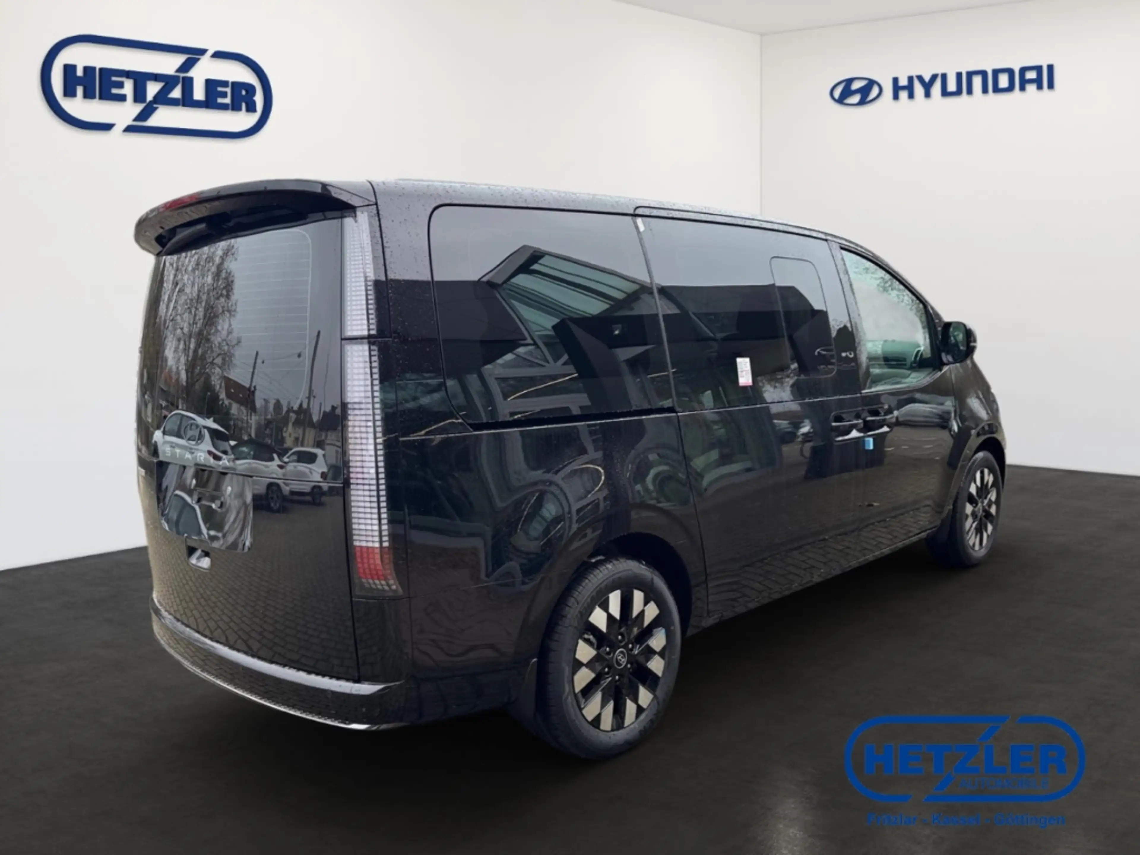 Hyundai STARIA Signature Hybrid 2WD 1.6 T-GDI EU6e 7-Sitzer Navi — photo 3