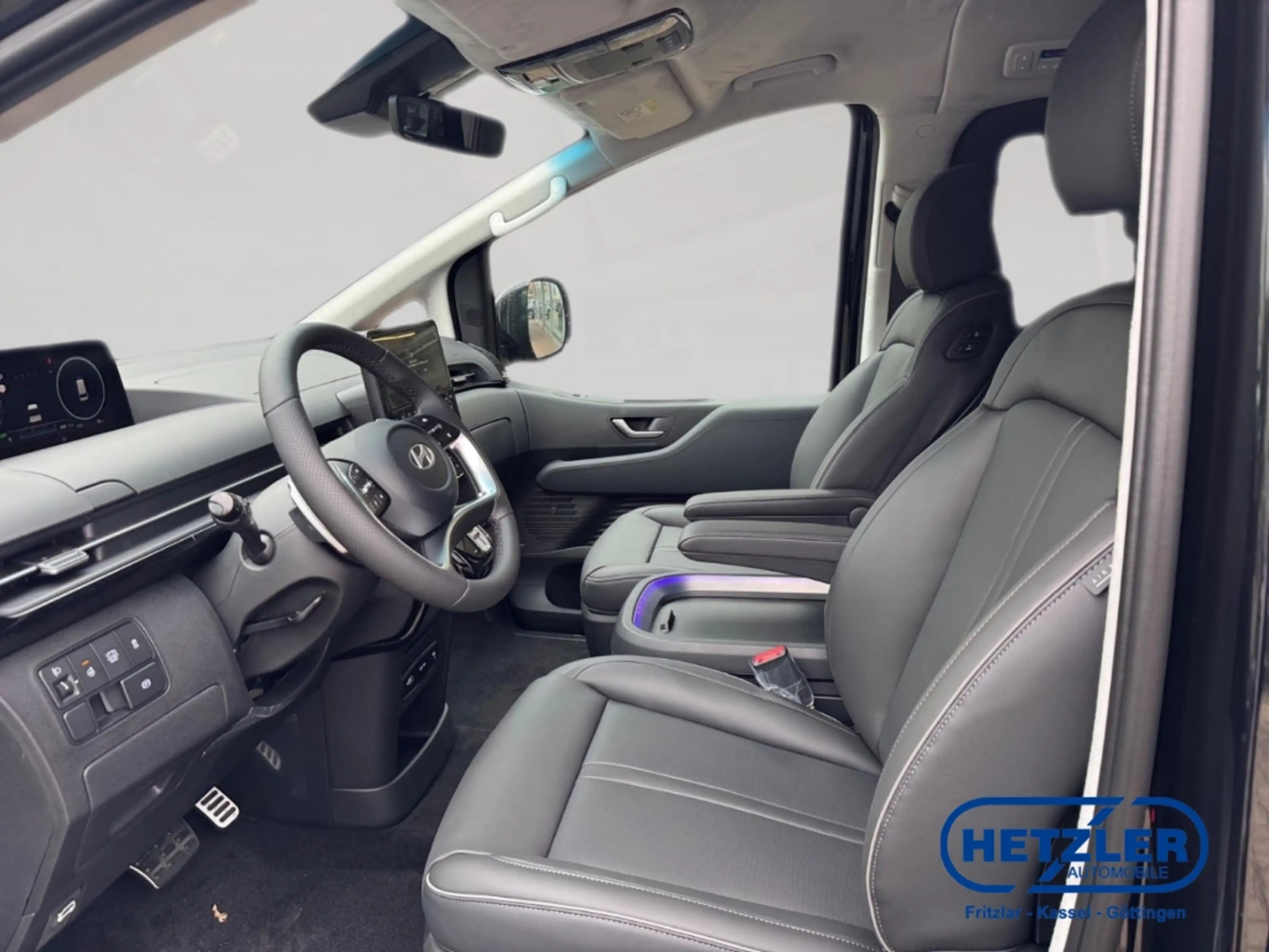 Hyundai STARIA Signature Hybrid 2WD 1.6 T-GDI EU6e 7-Sitzer Navi — photo 7