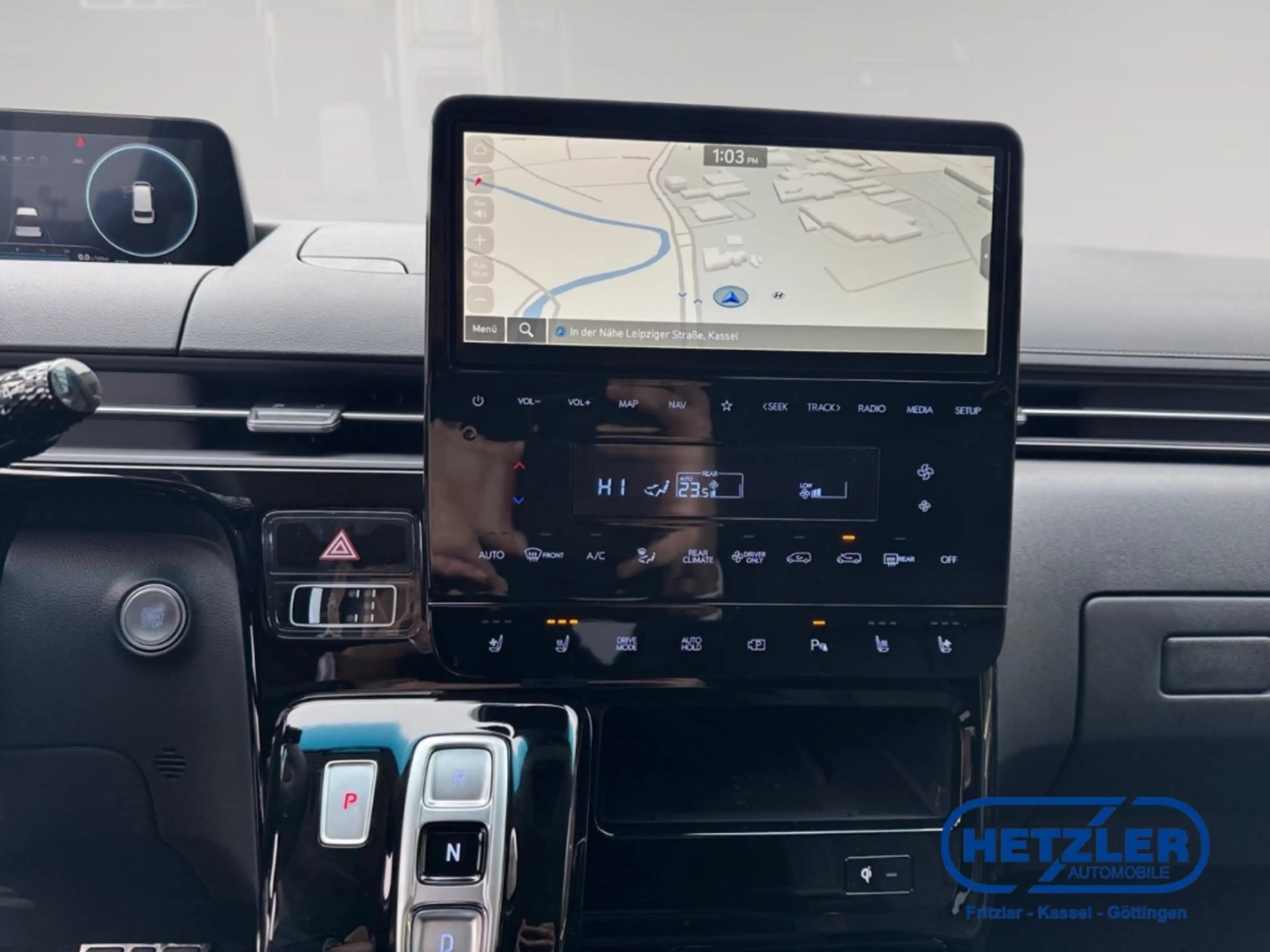 Hyundai STARIA Signature Hybrid 2WD 1.6 T-GDI EU6e 7-Sitzer Navi — photo 9