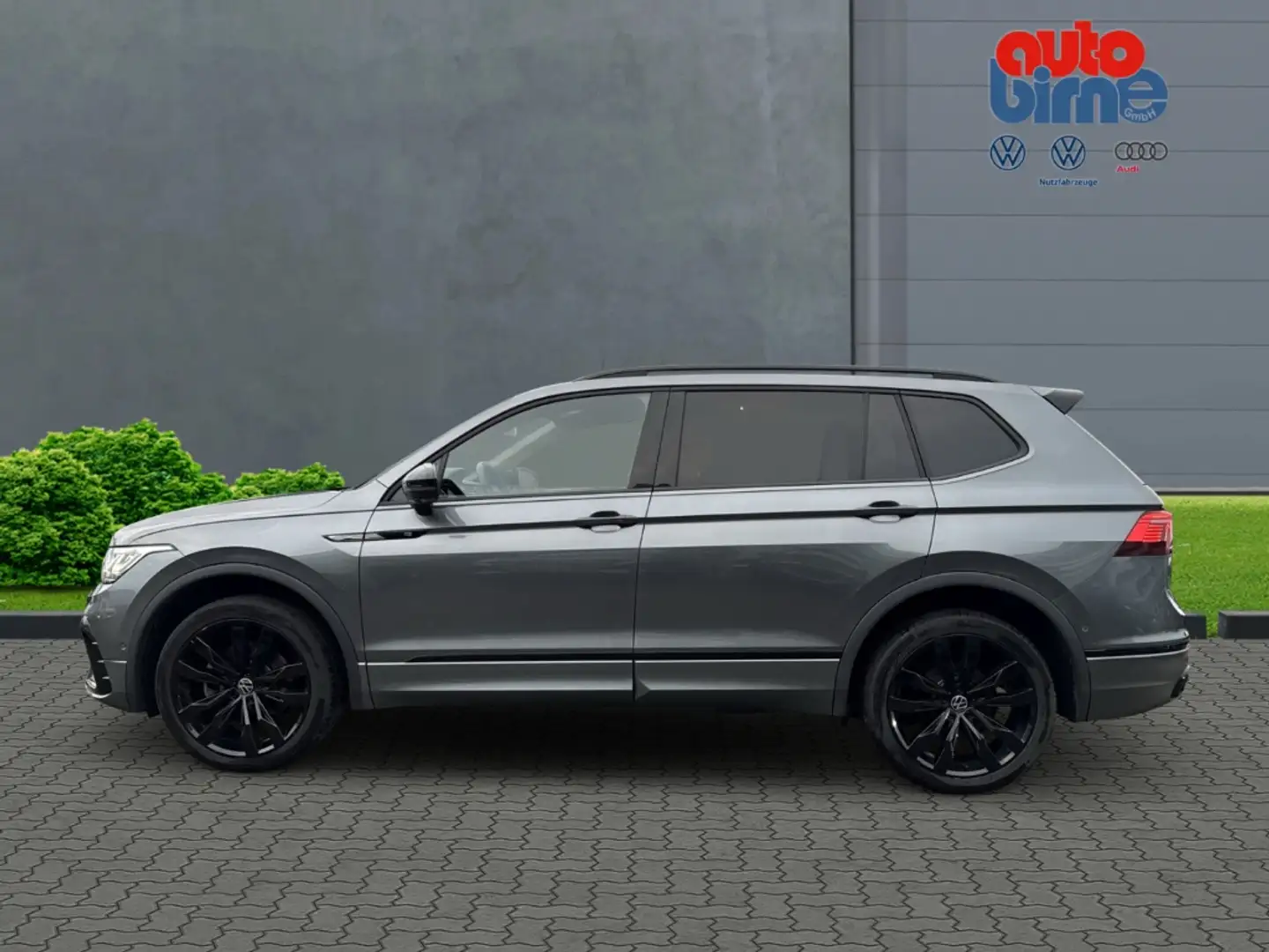 Volkswagen Tiguan Allspace 2.0 TDI R-Line 4Motion Sportpaket HUD AHK-klappbar Grau - 2