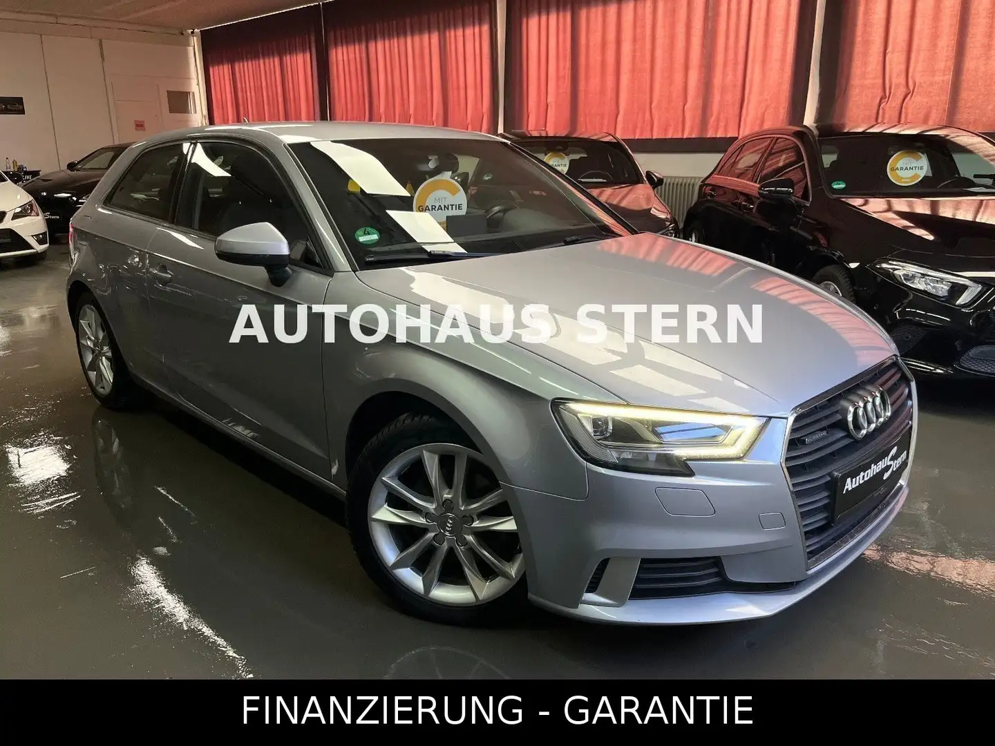 Audi A3 2.0 TDI sport quattro Virtual LED Carplay AHK Silber - 1