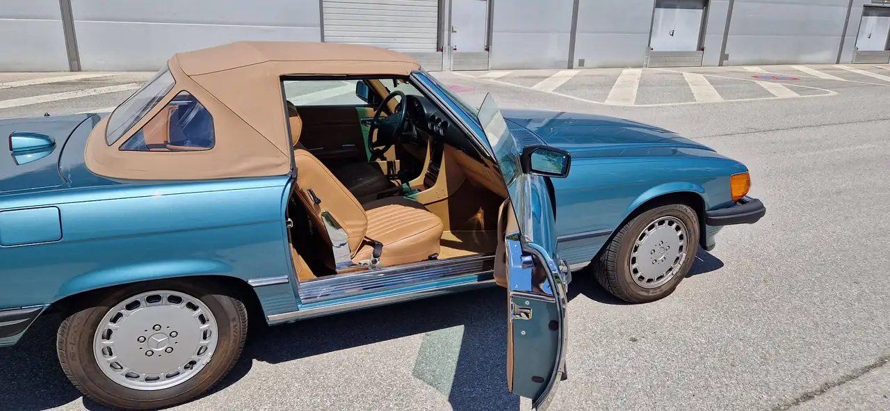 Mercedes-Benz SL 560 R107, foto 12