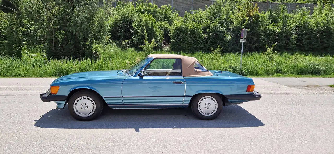 Mercedes-Benz SL 560 R107, foto 3